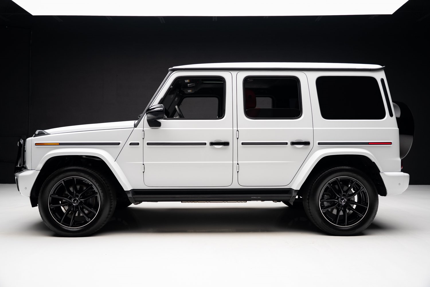 2025 Mercedes Benz G 550 photo 14