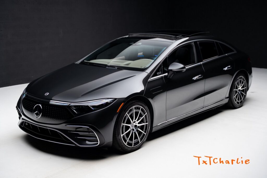 2023 Mercedes-Benz EQS Base's photo