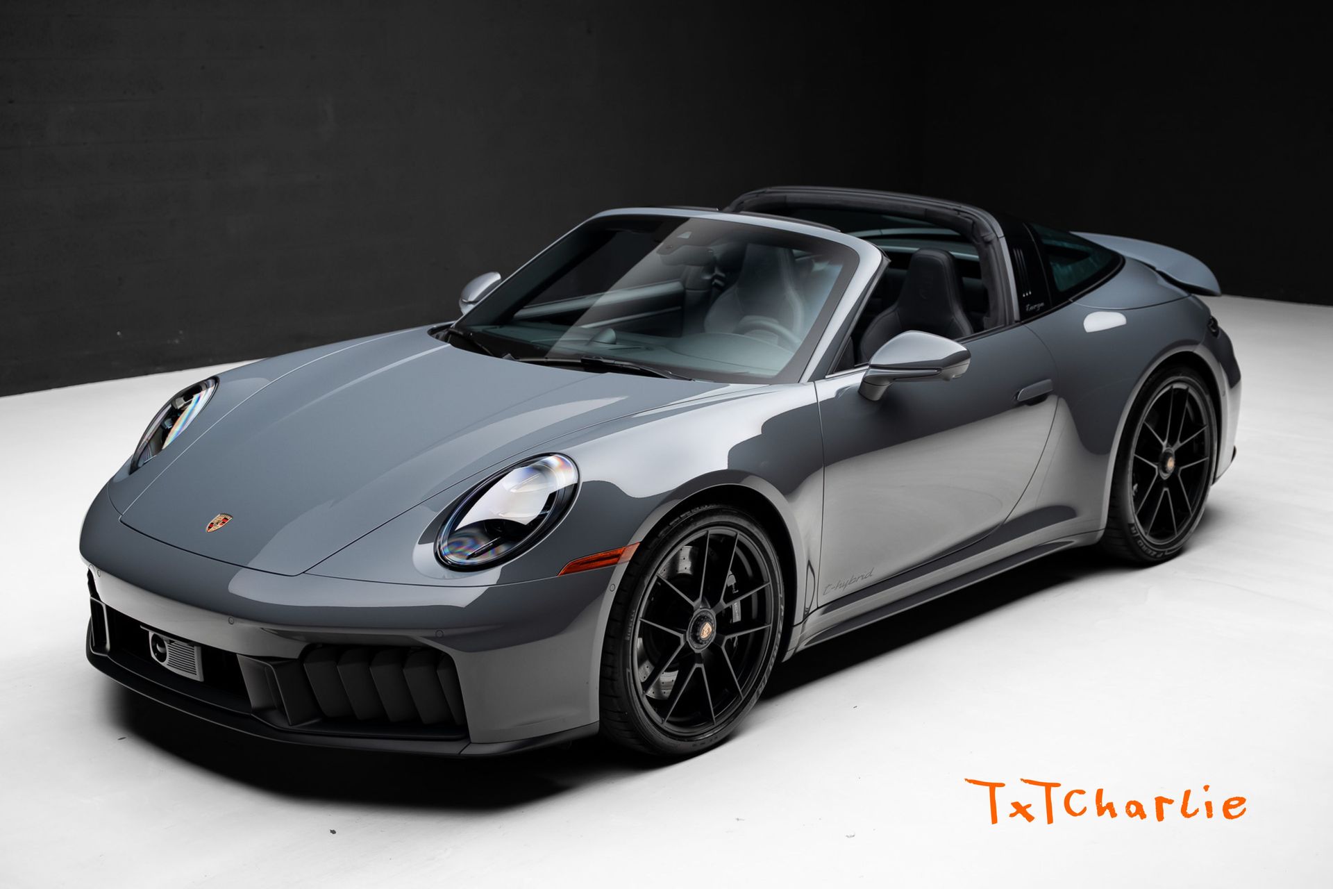 2026 Porsche 911 Targa 4 GTS's photo