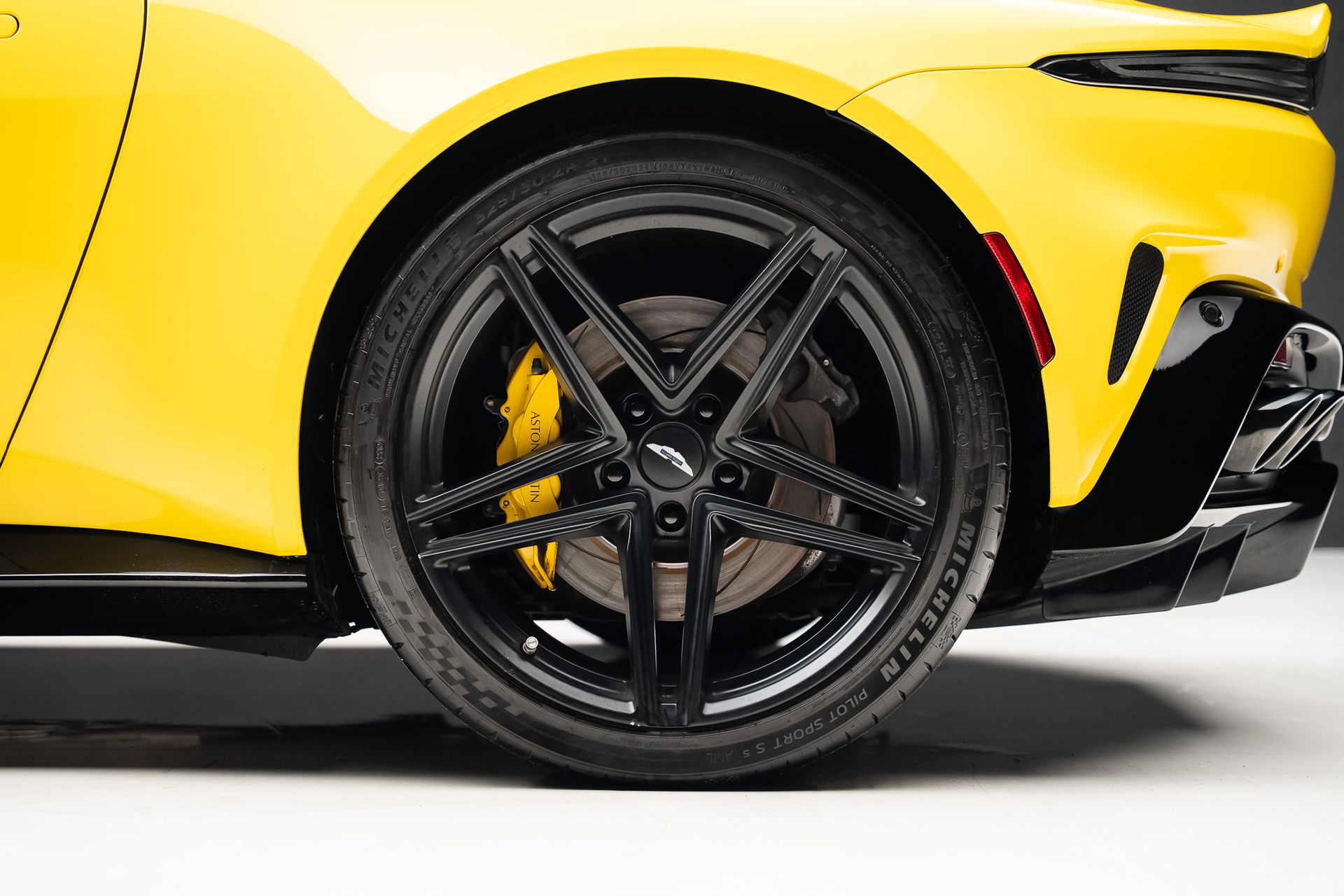 2025 Aston Martin Vantage for sale | TxTCharlie