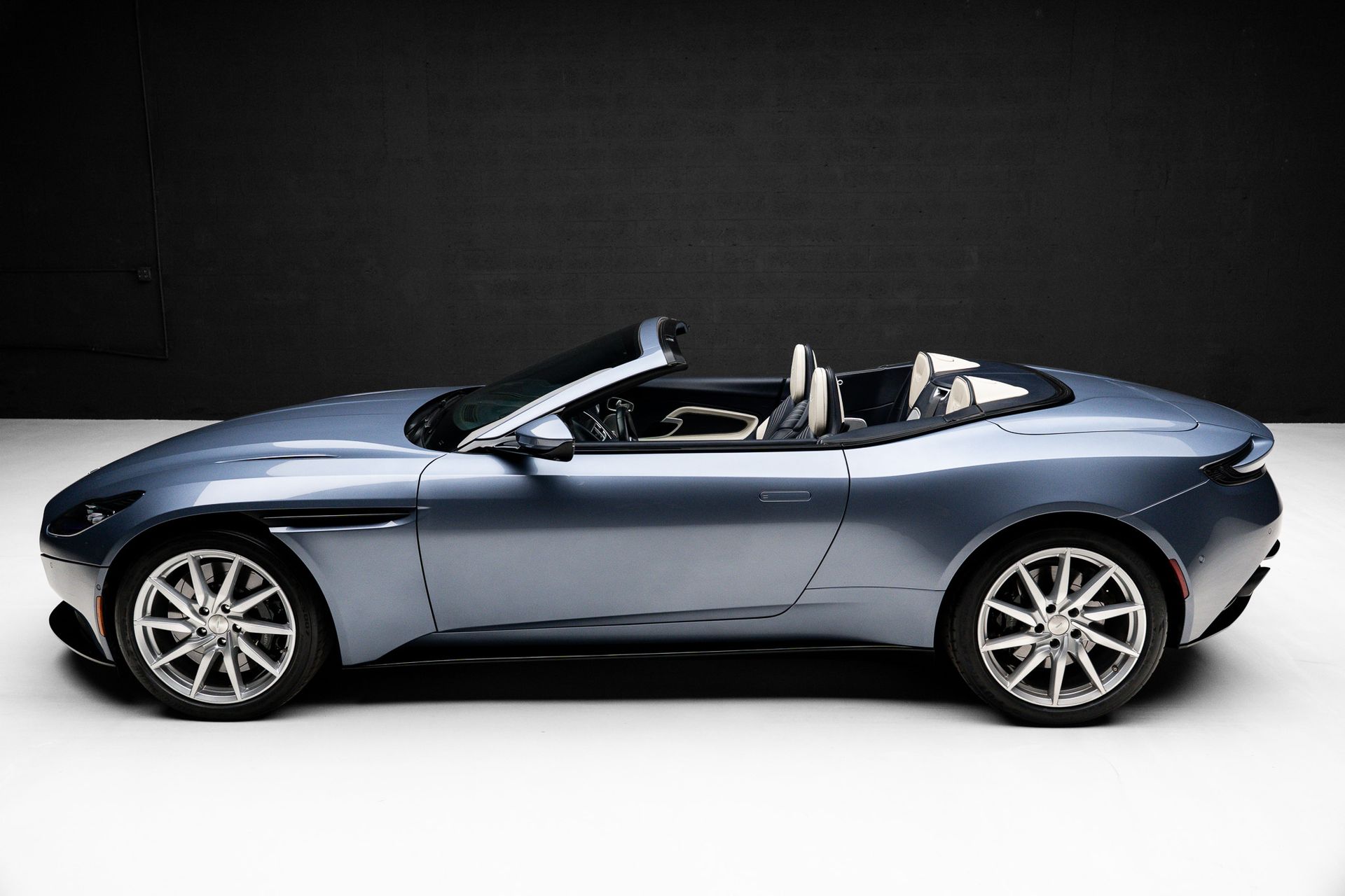 2021 Aston Martin DB11 Volante for sale | TxTCharlie