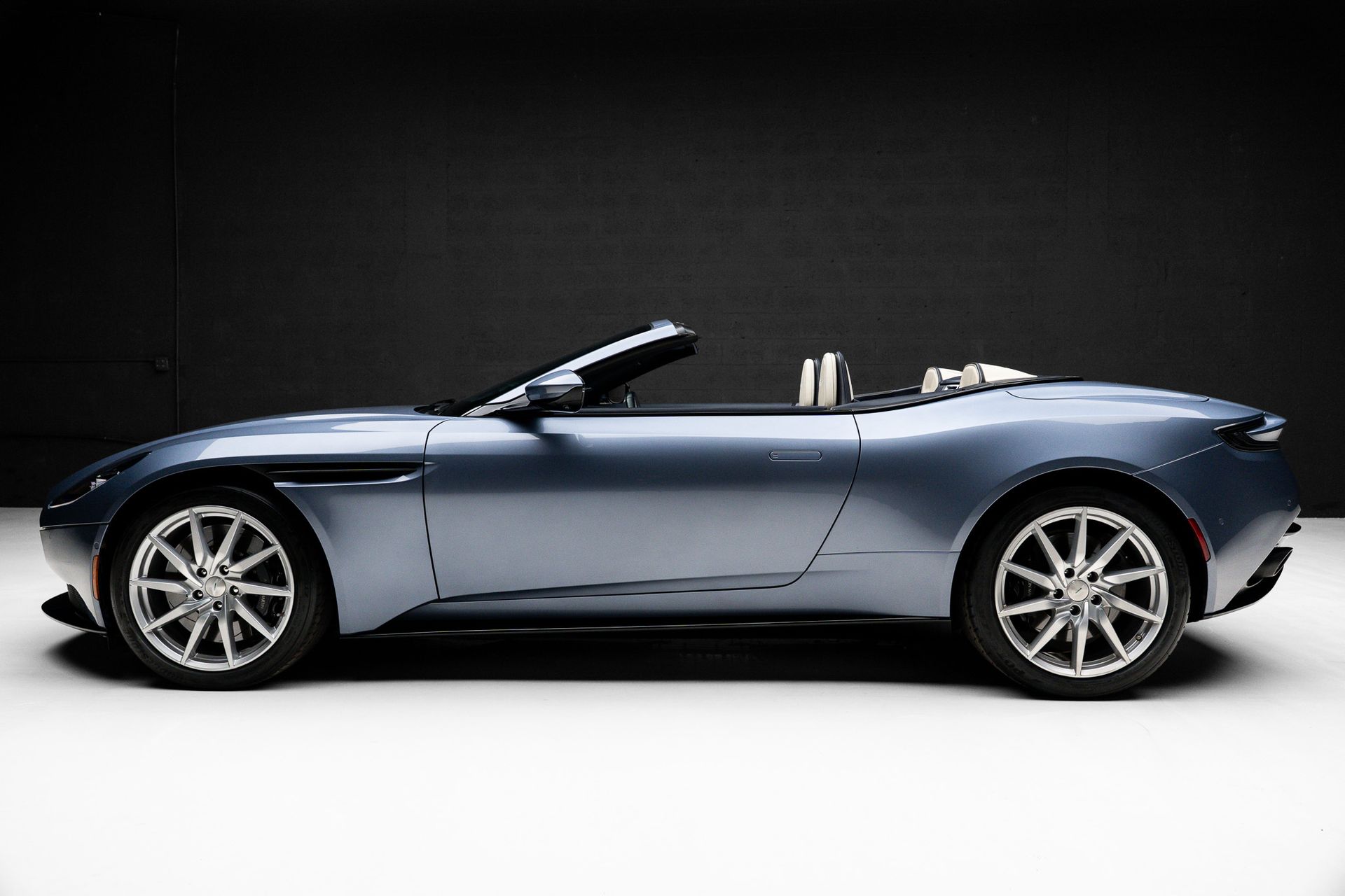 2021 Aston Martin DB11 Volante for sale | TxTCharlie