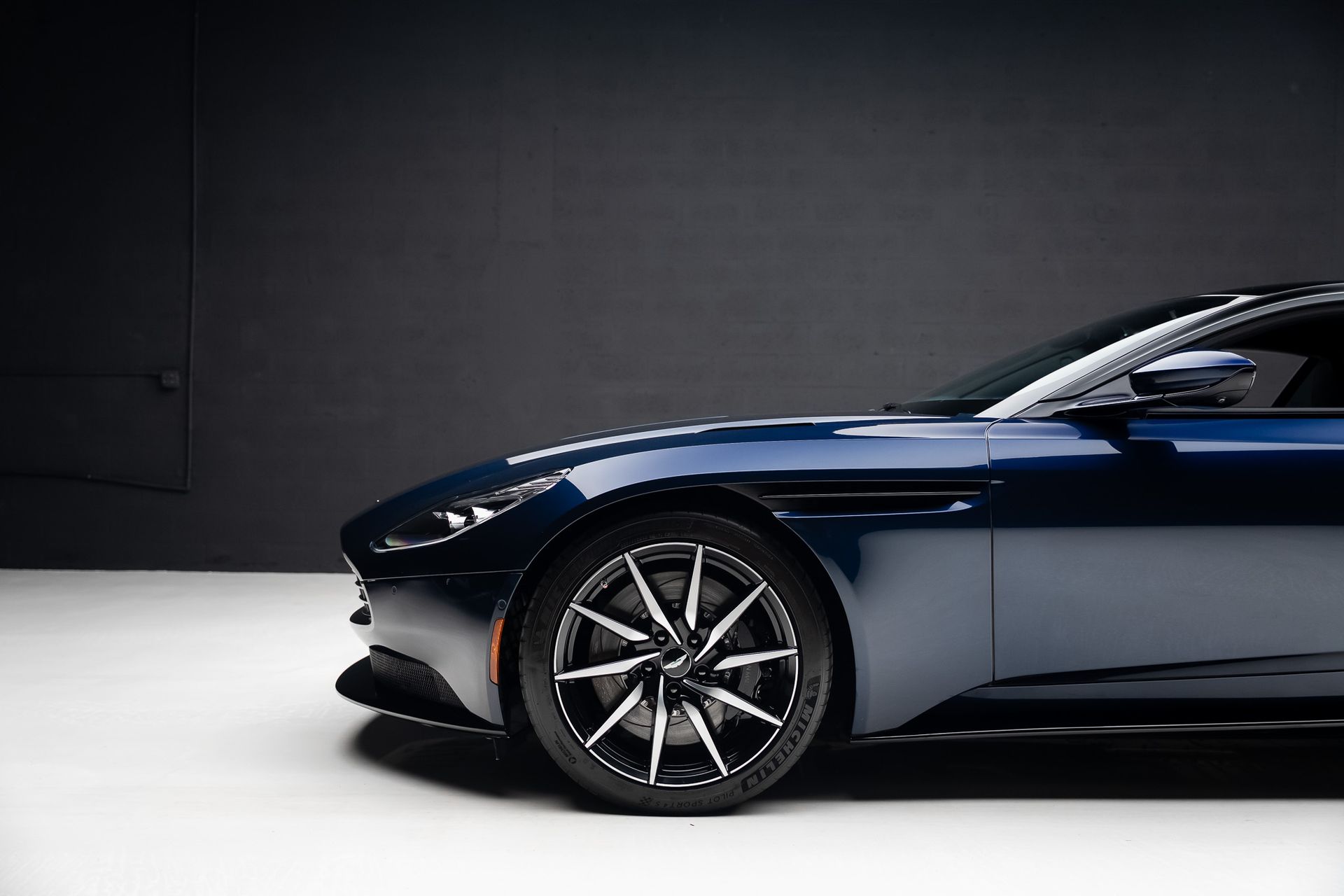2018 Aston Martin DB11 for sale | TxTCharlie