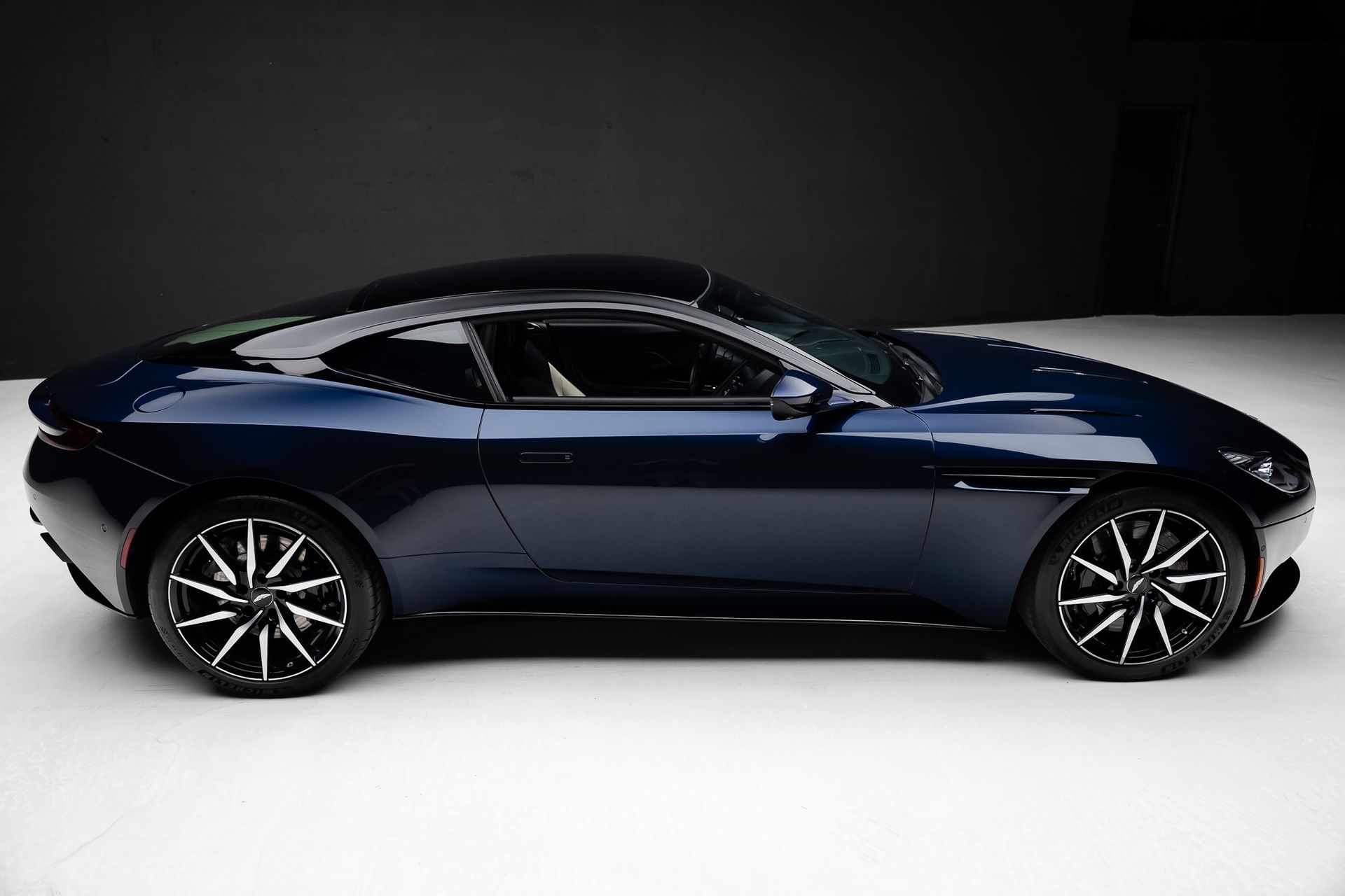 2018 Aston Martin DB11 for sale | TxTCharlie