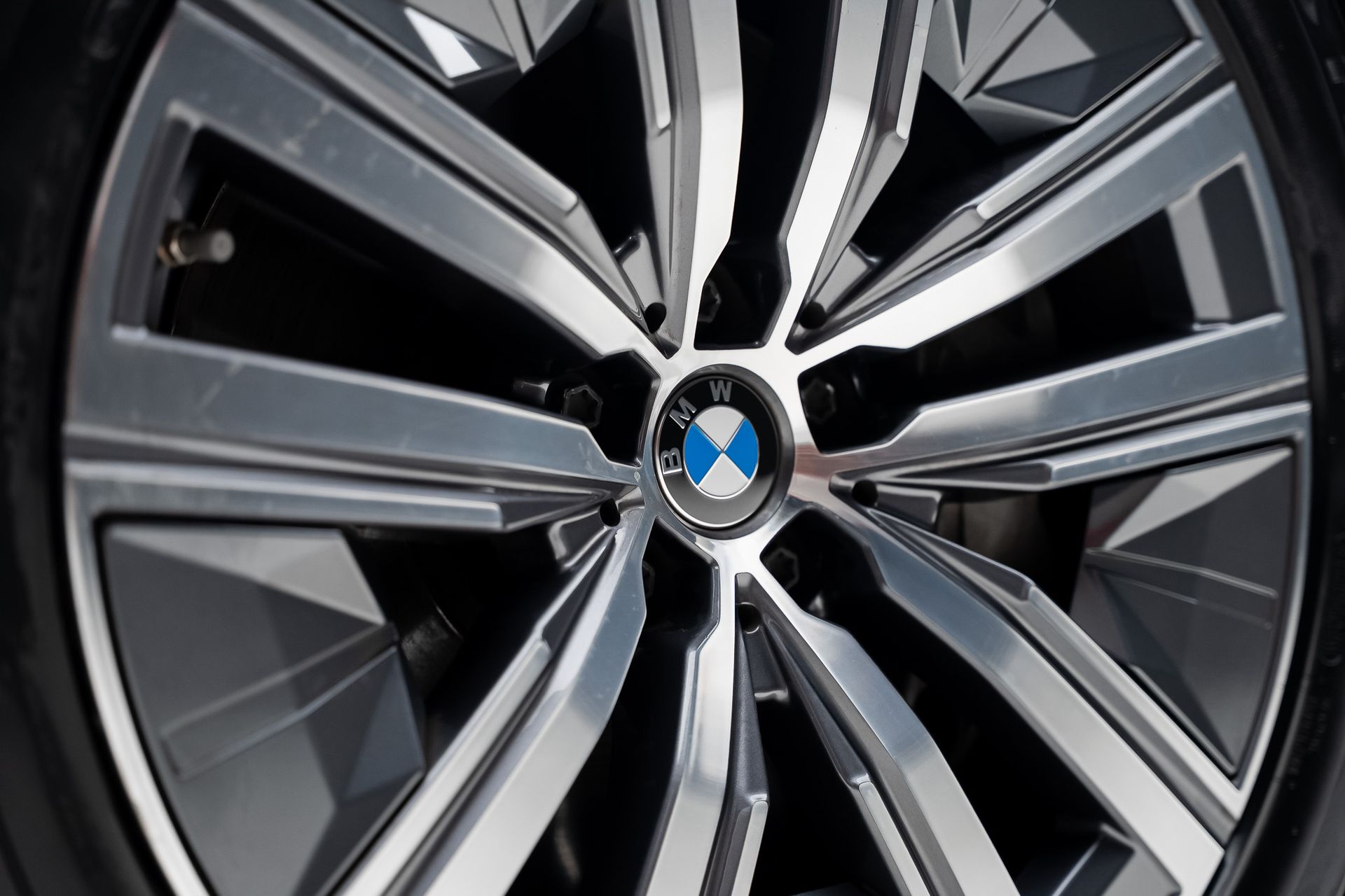 2024 BMW i7 eDrive50 for sale | TxTCharlie