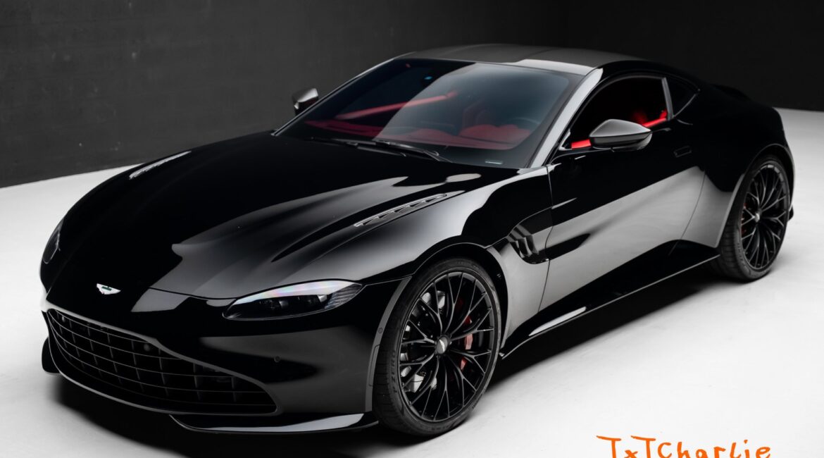 2022 Aston Martin Vantage