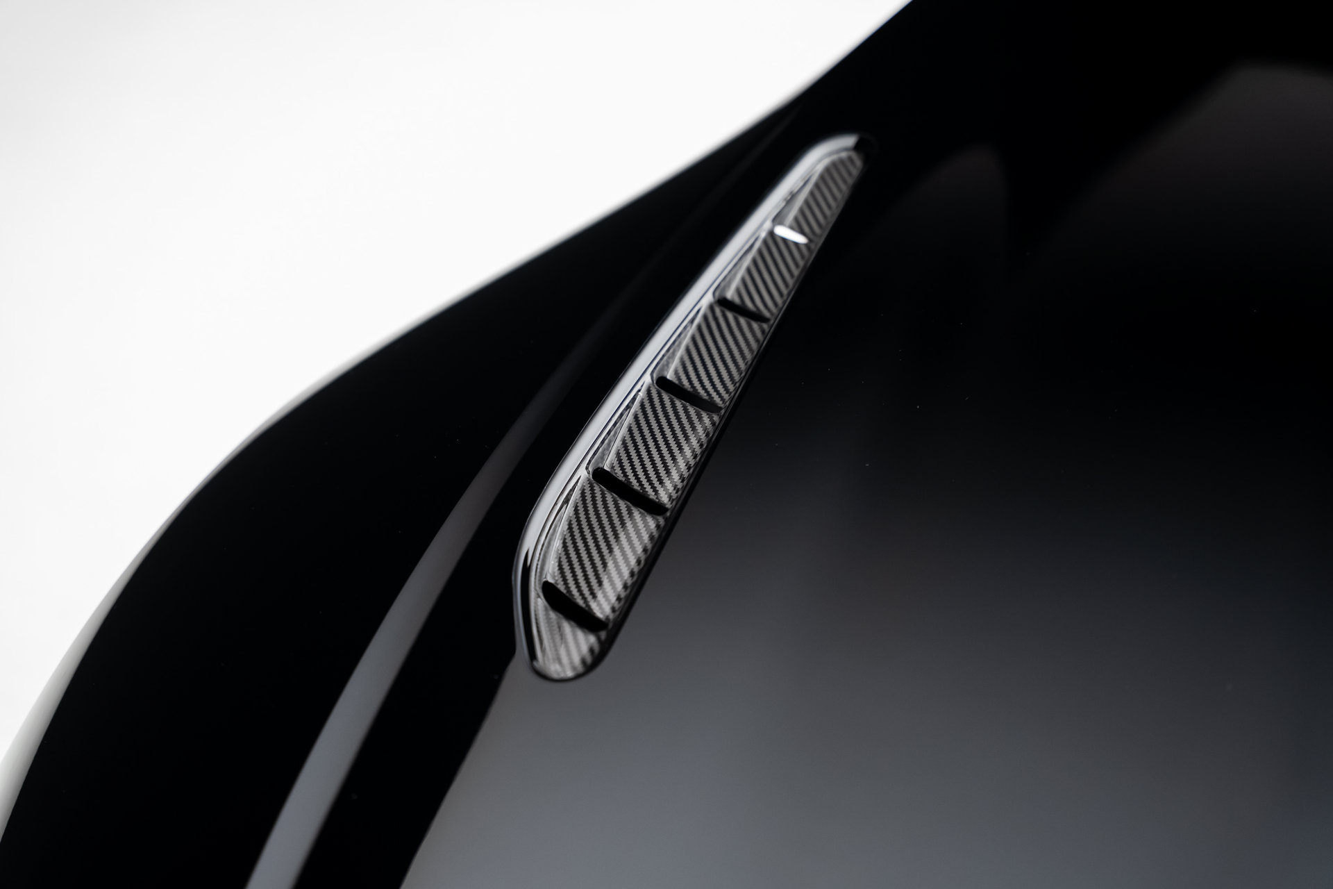 2022 Aston Martin Vantage