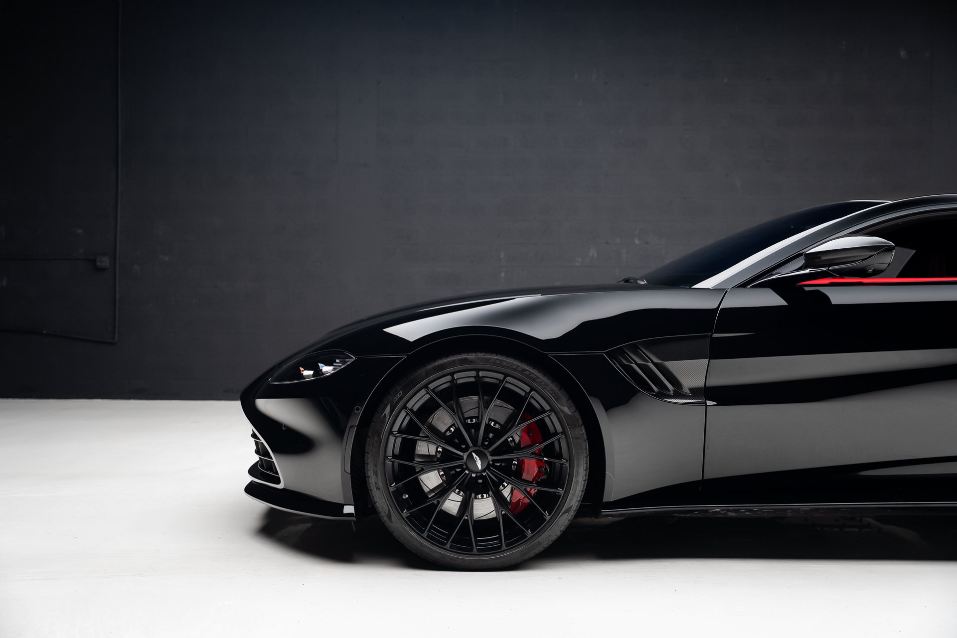 2022 Aston Martin Vantage