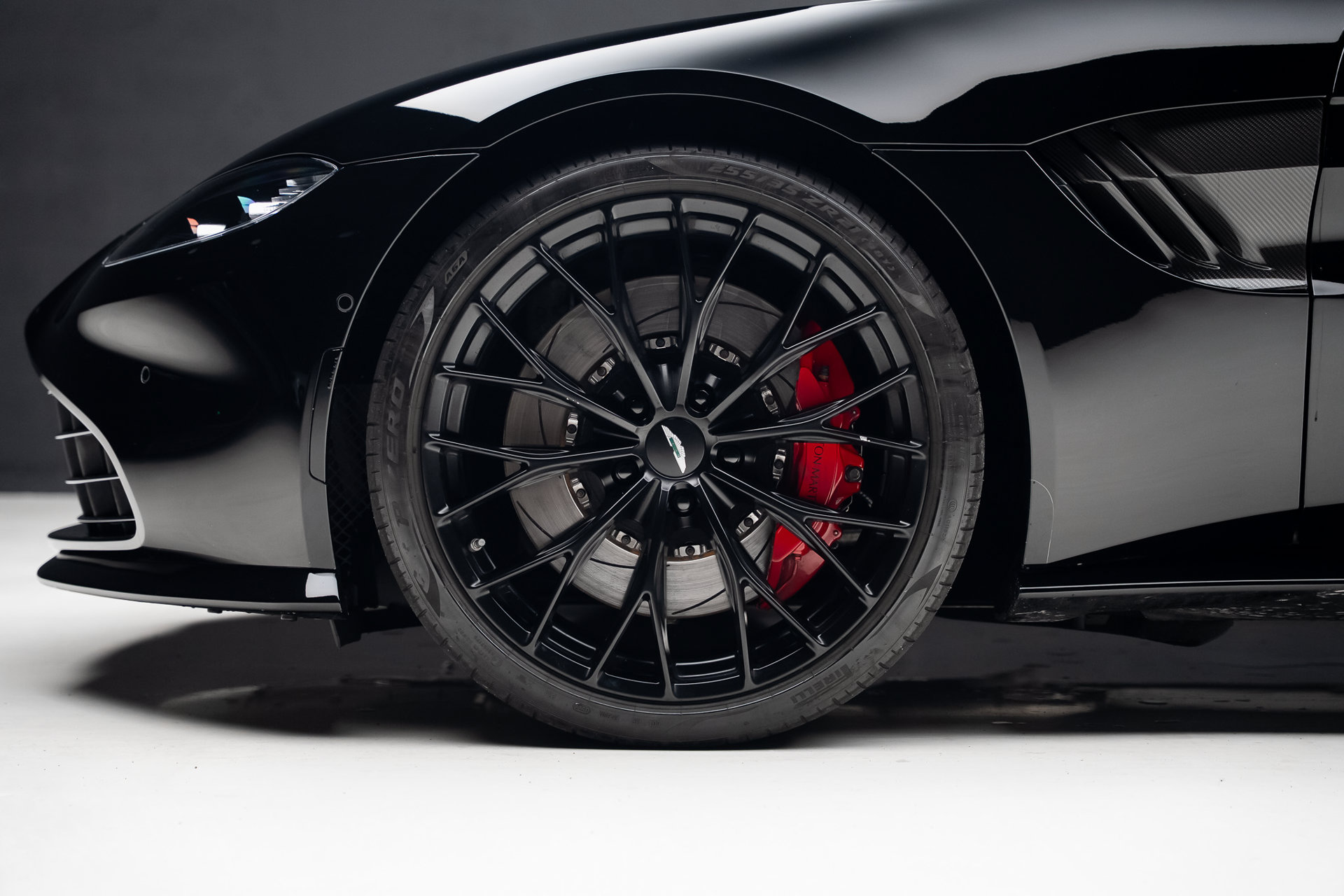 2022 Aston Martin Vantage