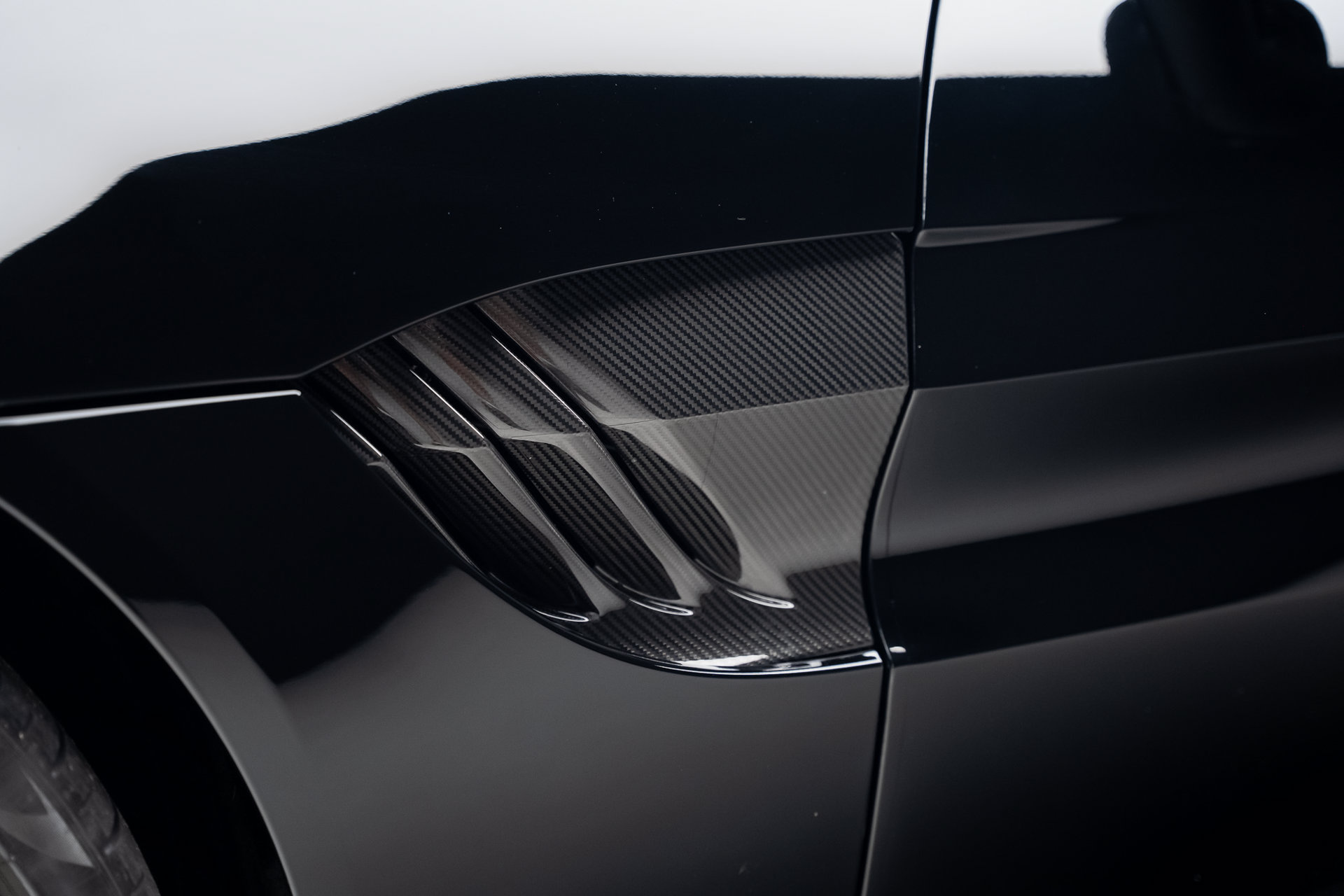 2022 Aston Martin Vantage