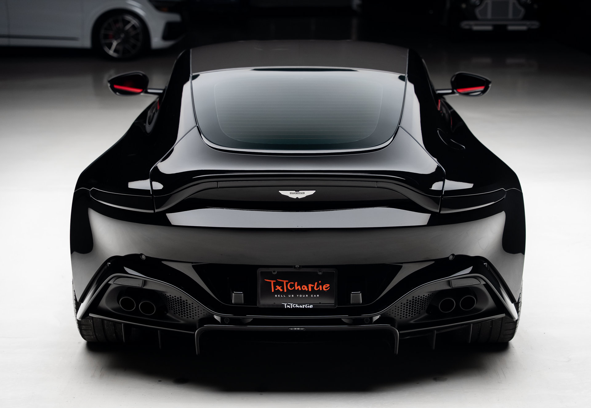 2022 Aston Martin Vantage
