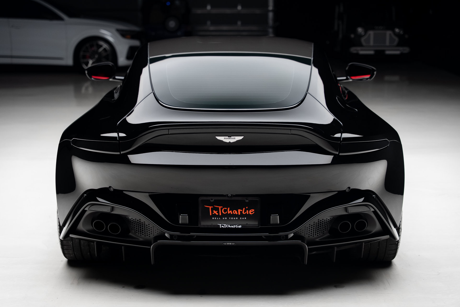 2022 Aston Martin Vantage