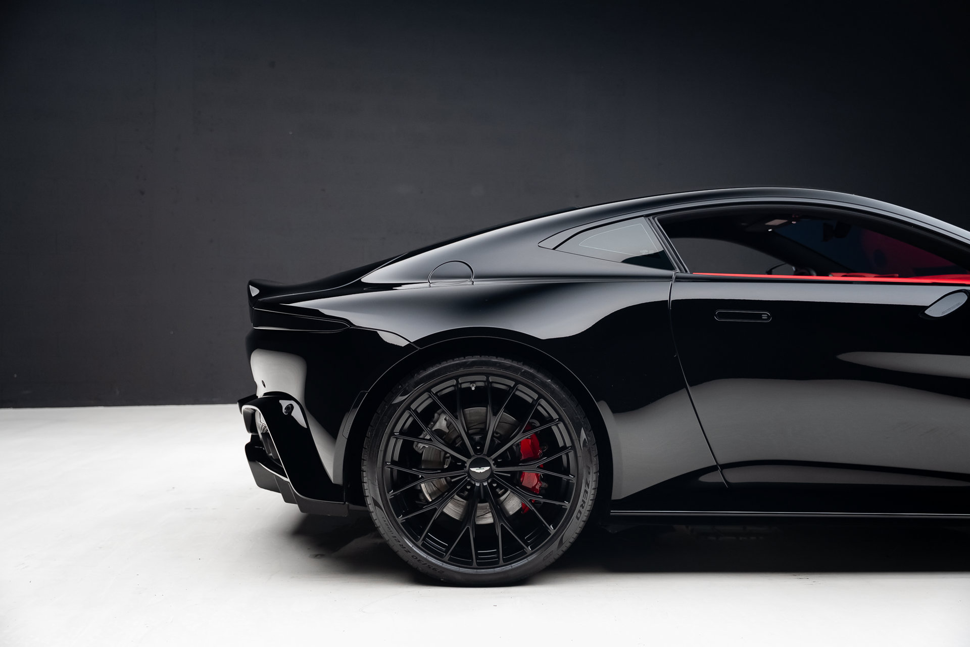 2022 Aston Martin Vantage