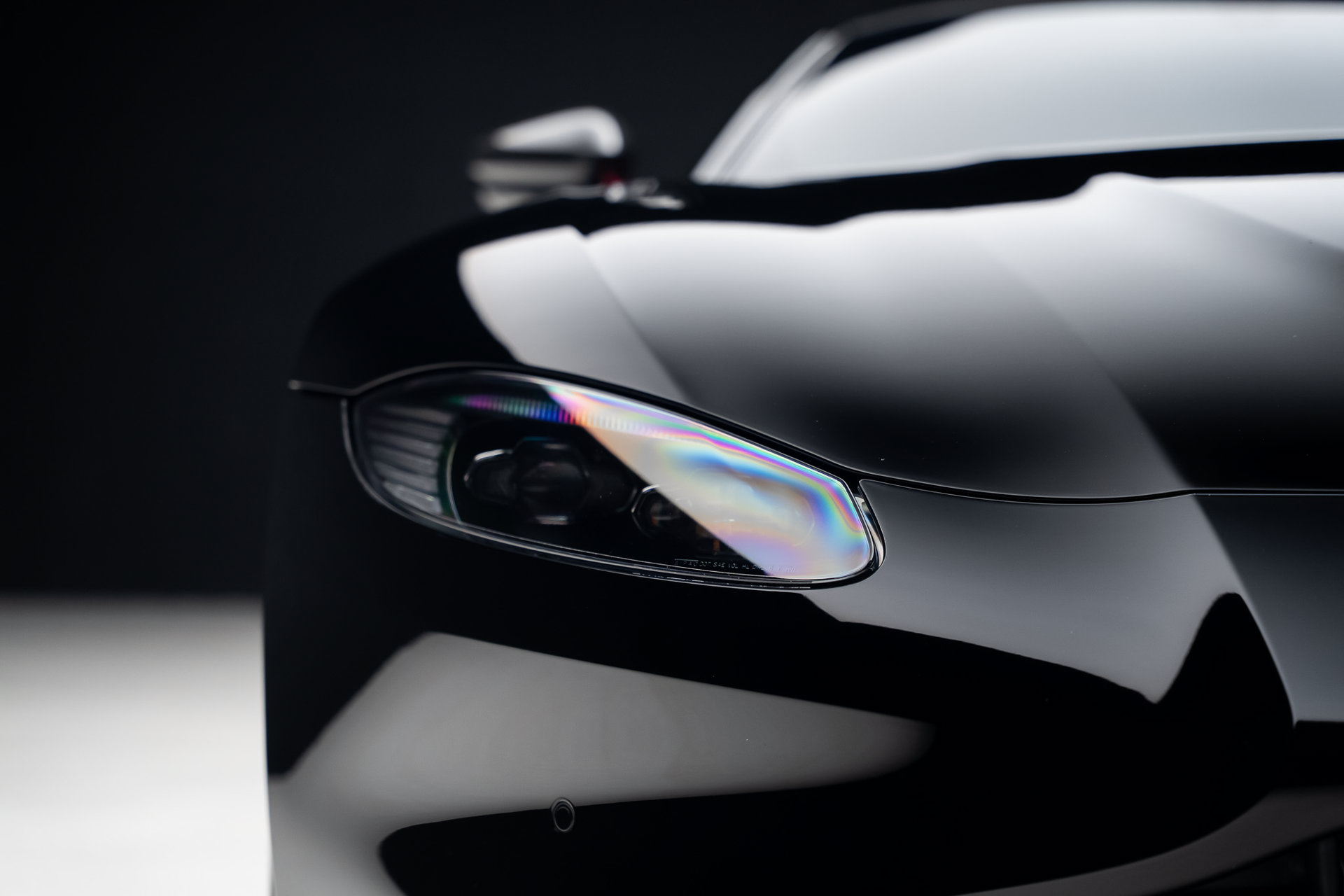 2022 Aston Martin Vantage
