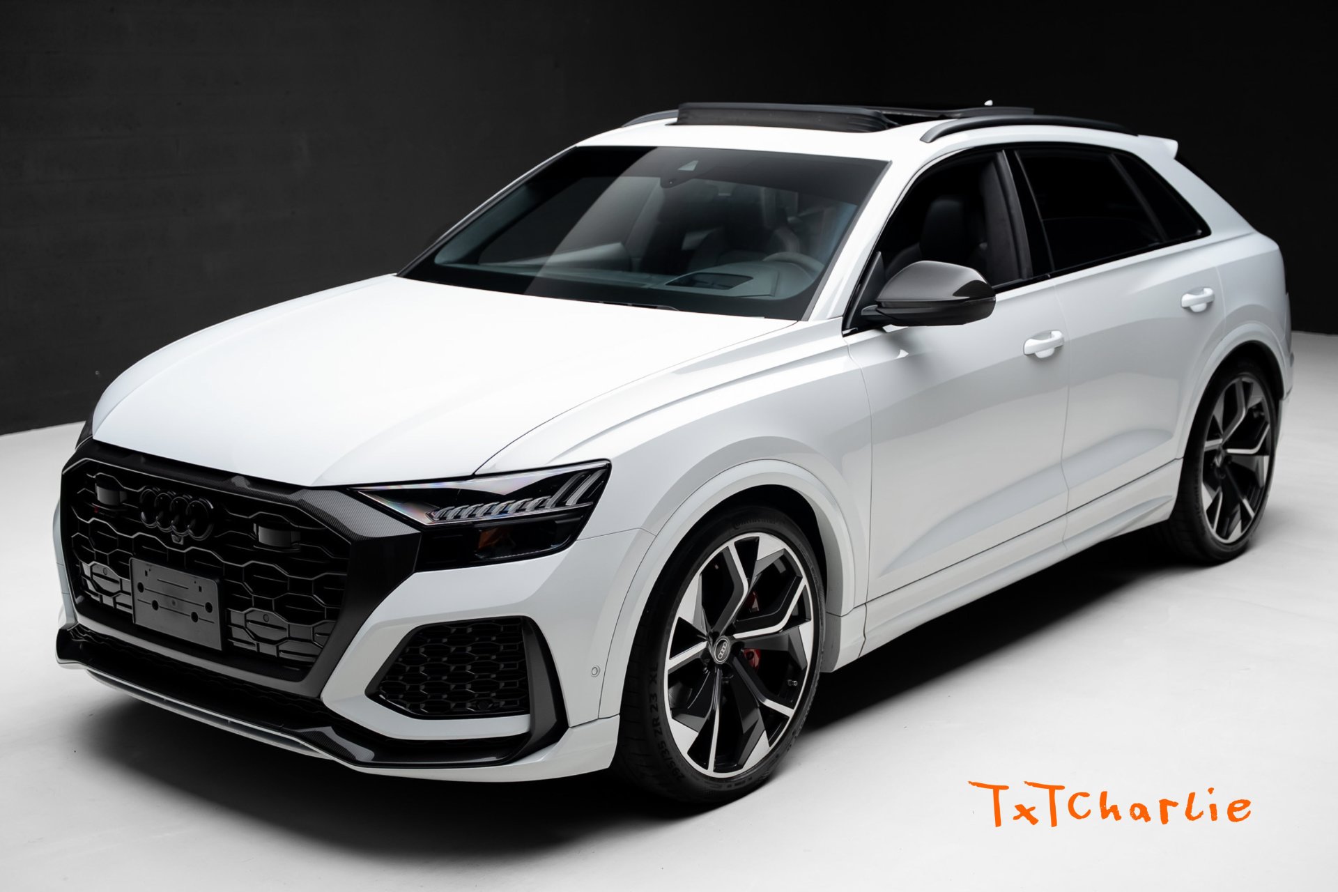 2023 Audi RS Q8 4.0T