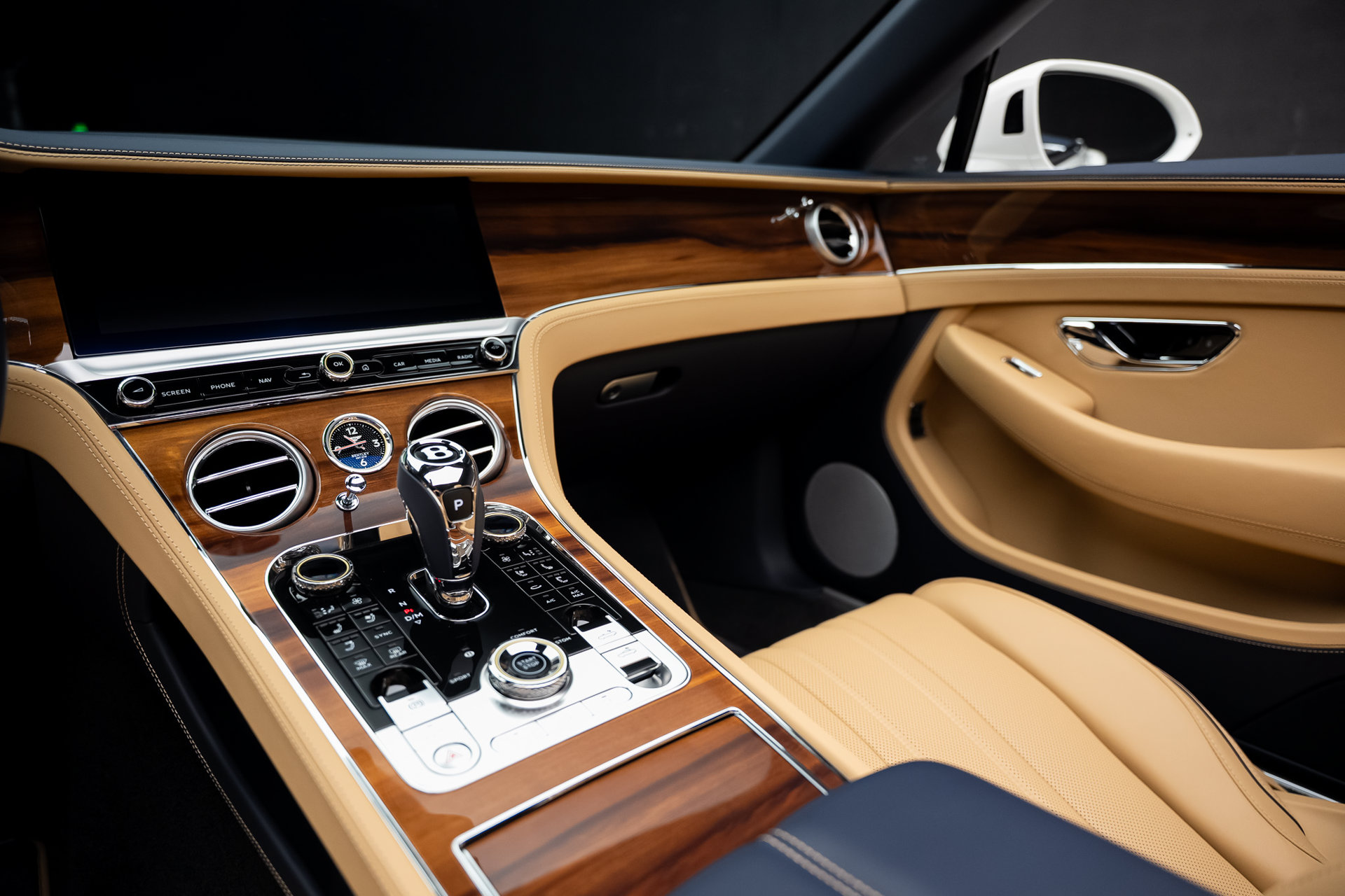 2026 Bentley Continental GT V8