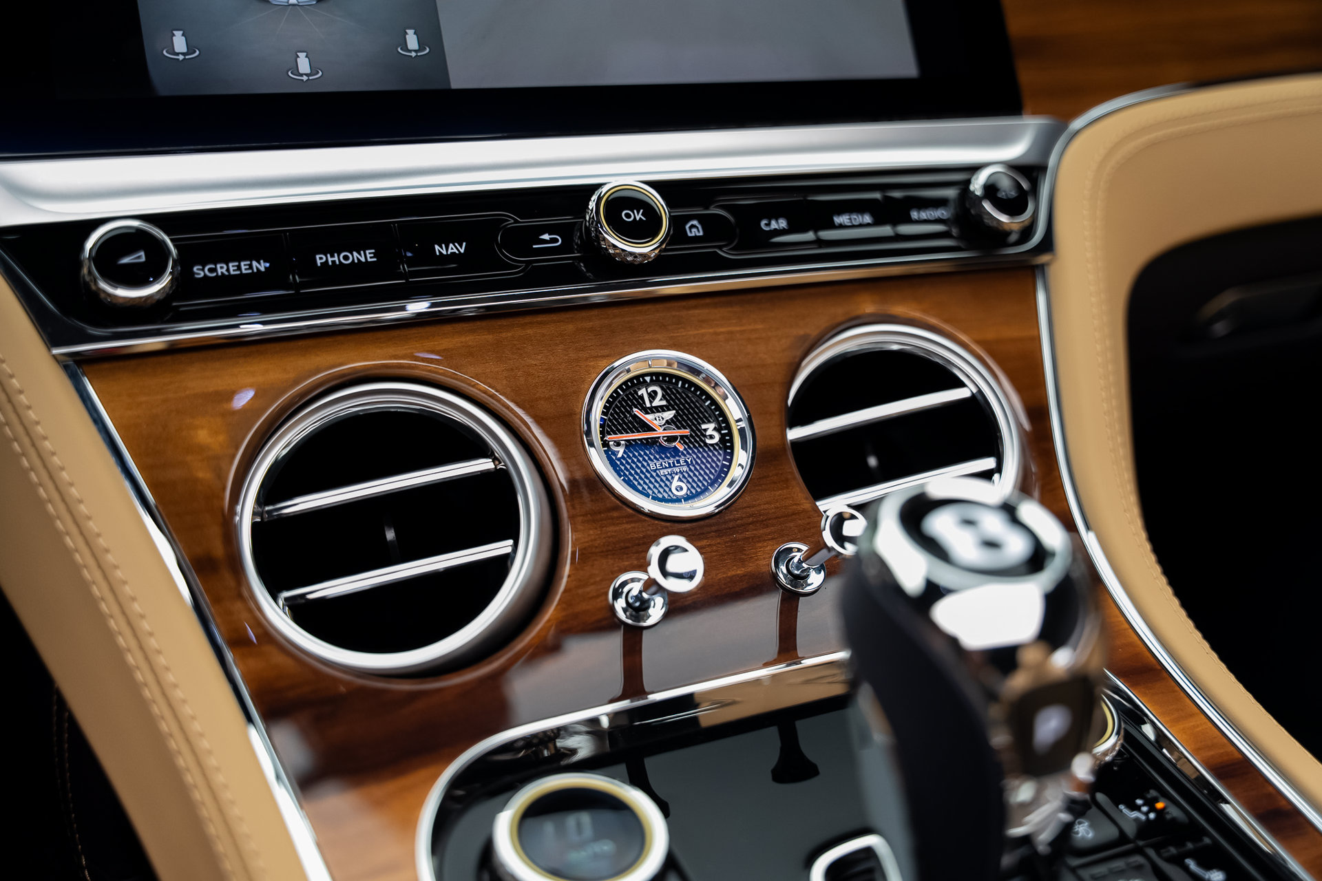2026 Bentley Continental GT V8