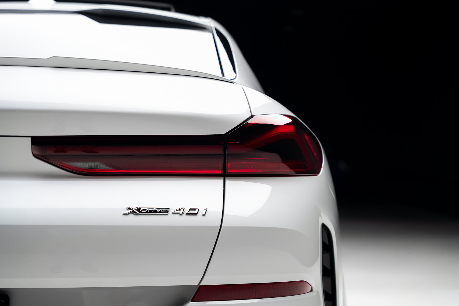 2027 BMW X6 xDrive40i