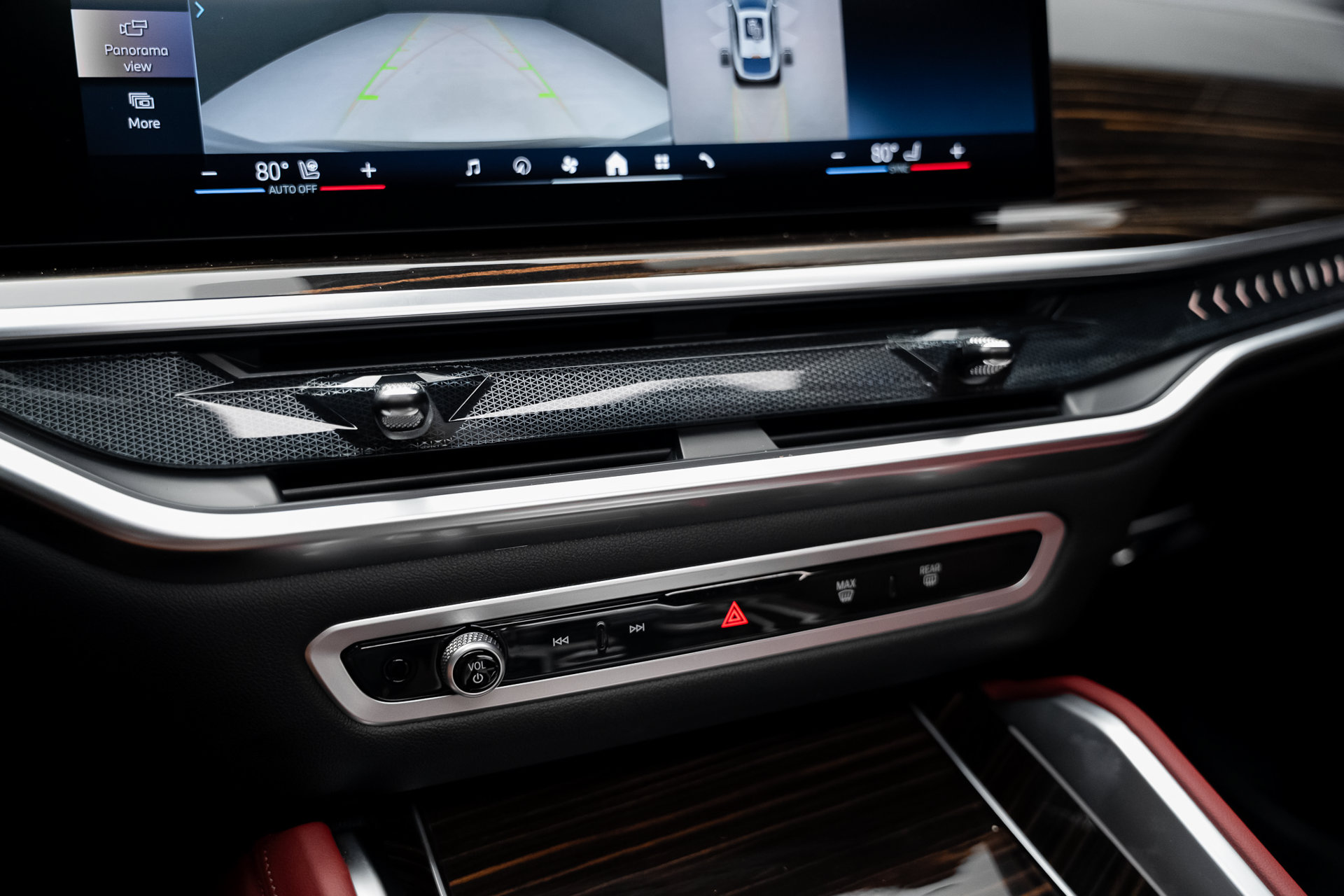 2027 BMW X6 xDrive40i