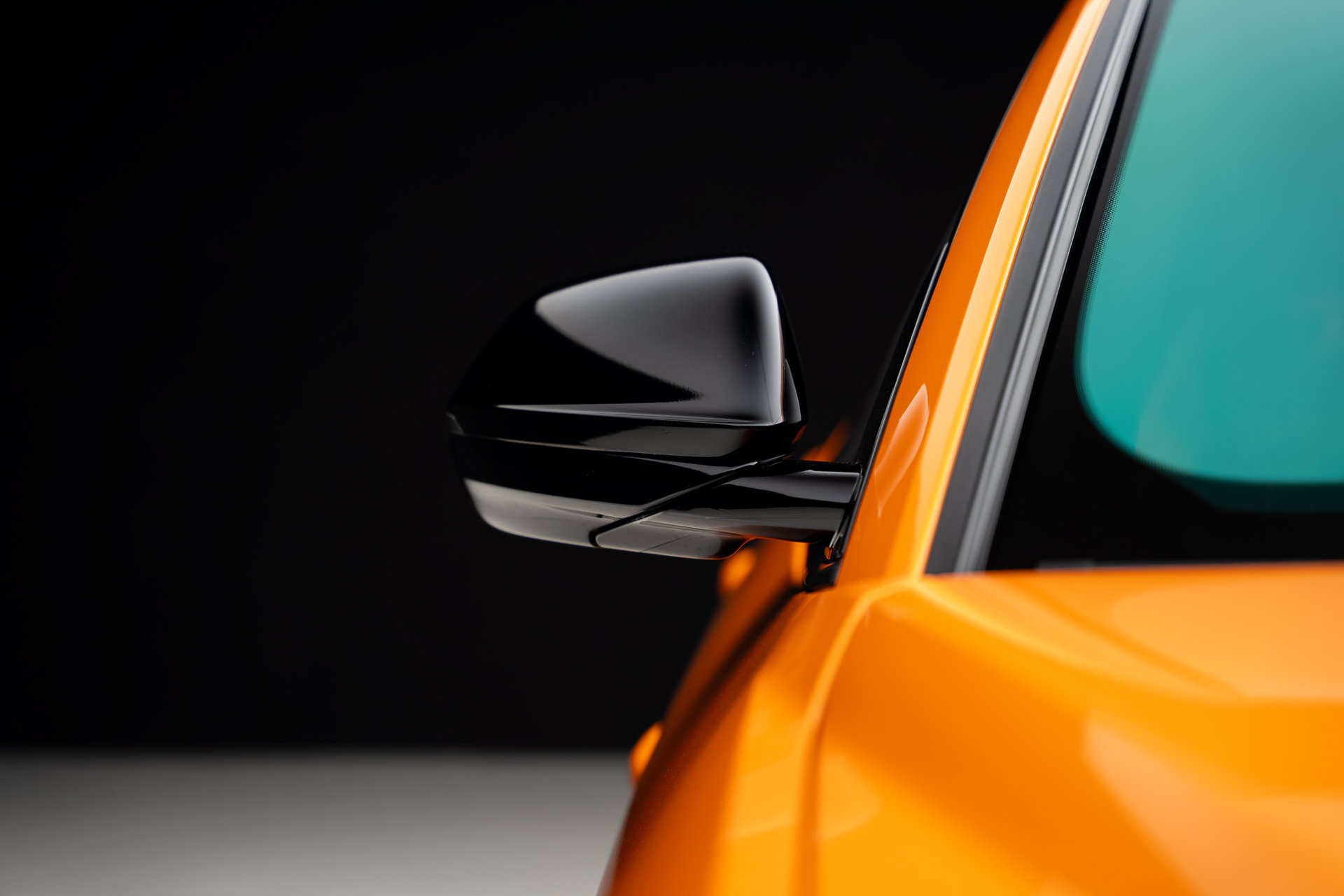 2021 Lamborghini Urus Pearl Capsule for sale | TxTCharlie