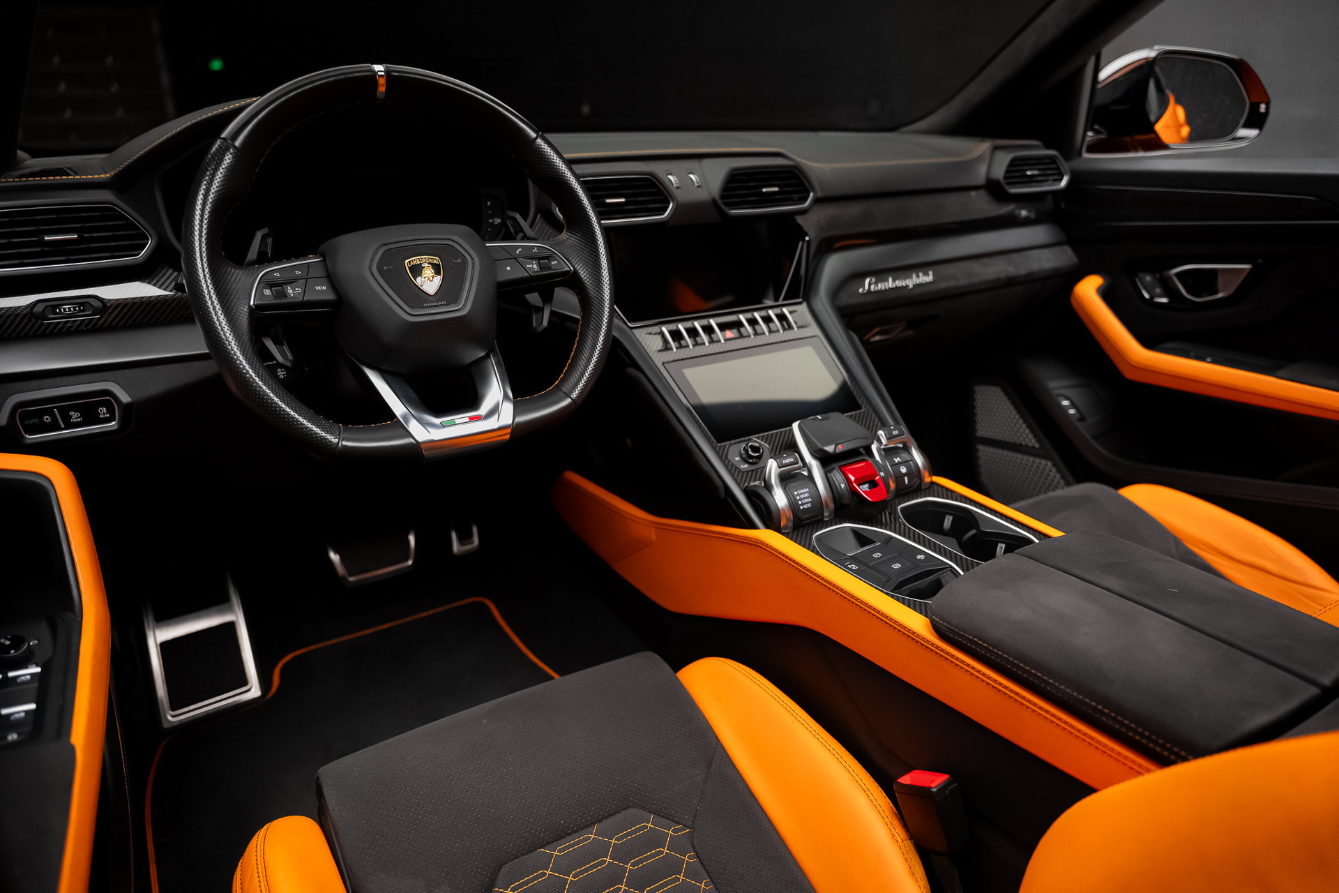 2021 Lamborghini Urus Pearl Capsule for sale | TxTCharlie