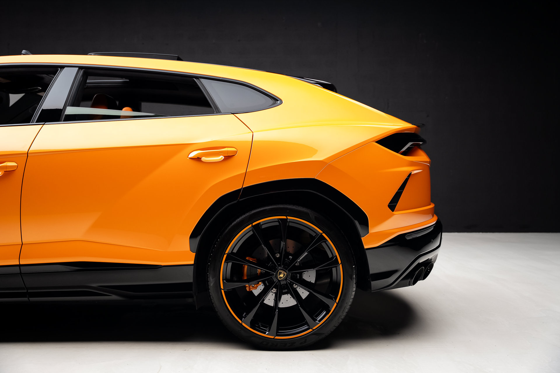 2021 Lamborghini Urus Pearl Capsule for sale | TxTCharlie