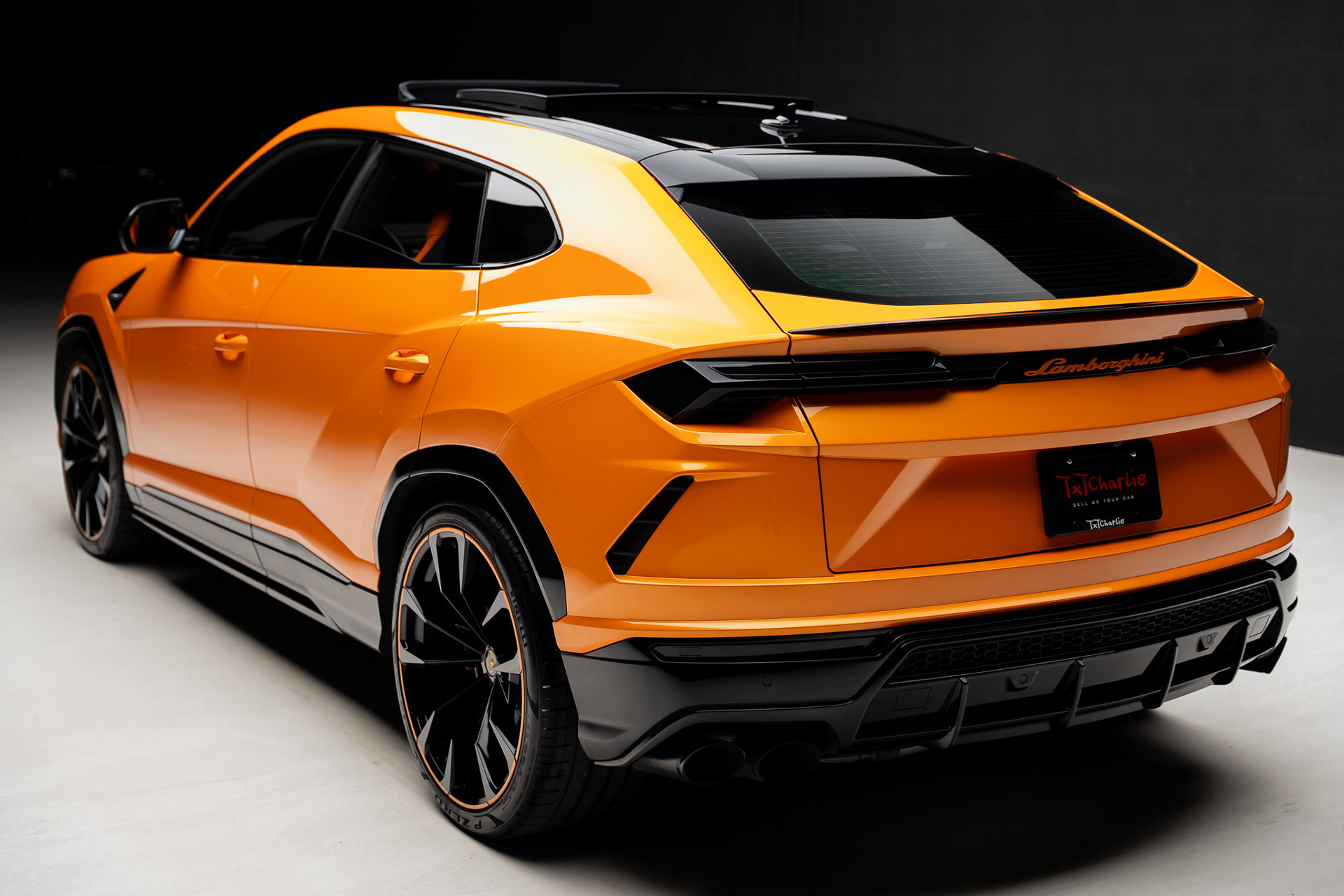 2021 Lamborghini Urus Pearl Capsule for sale | TxTCharlie