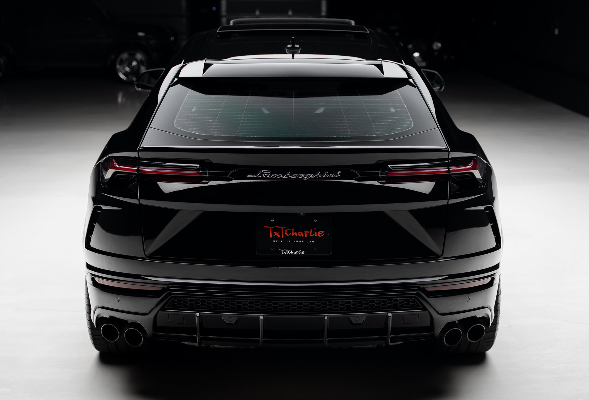 2022 Lamborghini Urus Graphite Capsule