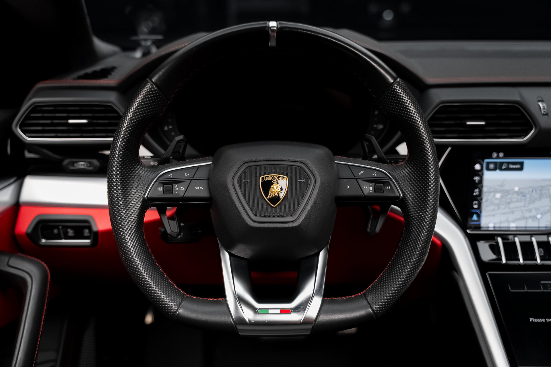 2022 Lamborghini Urus Graphite Capsule