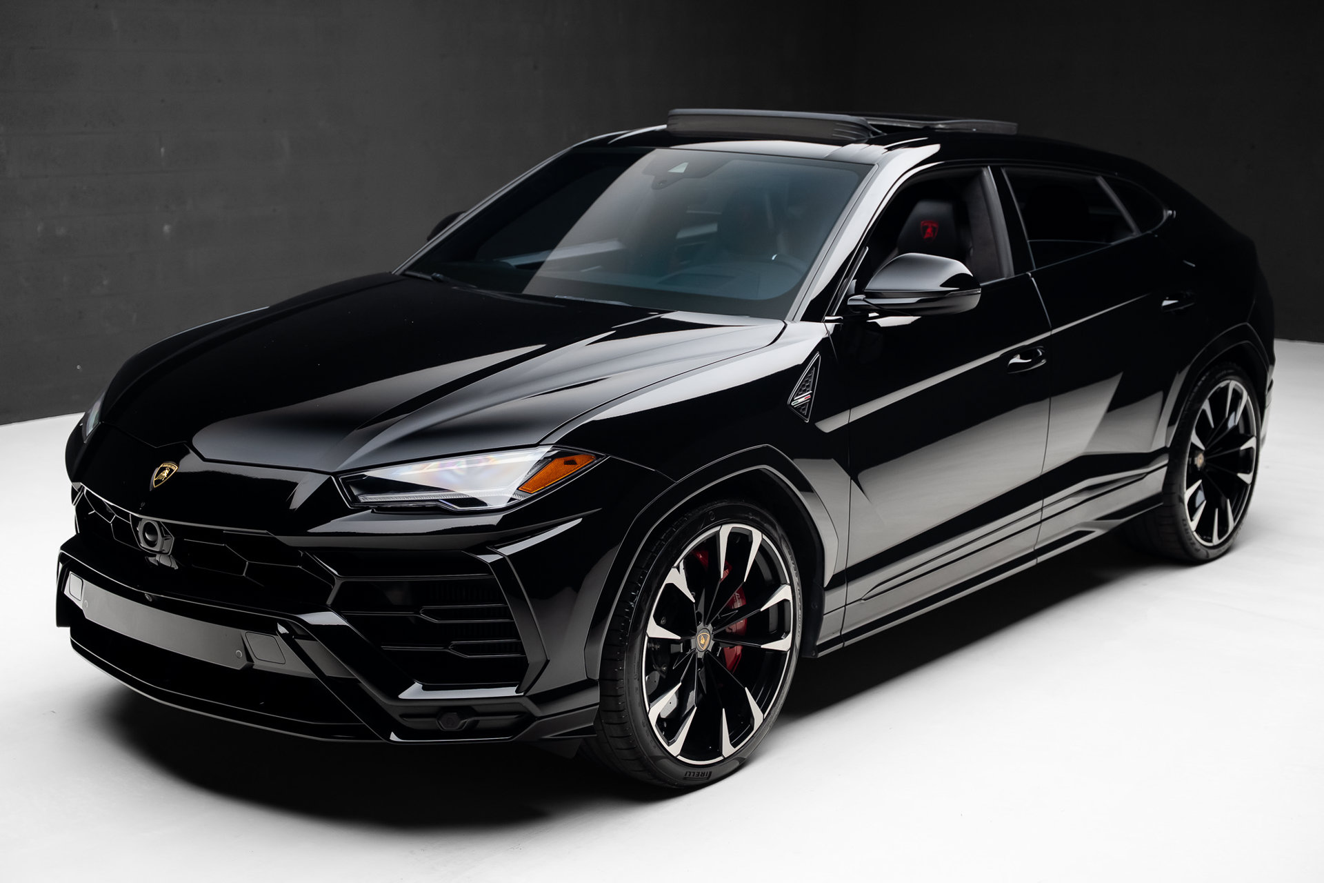 2022 Lamborghini Urus Graphite Capsule