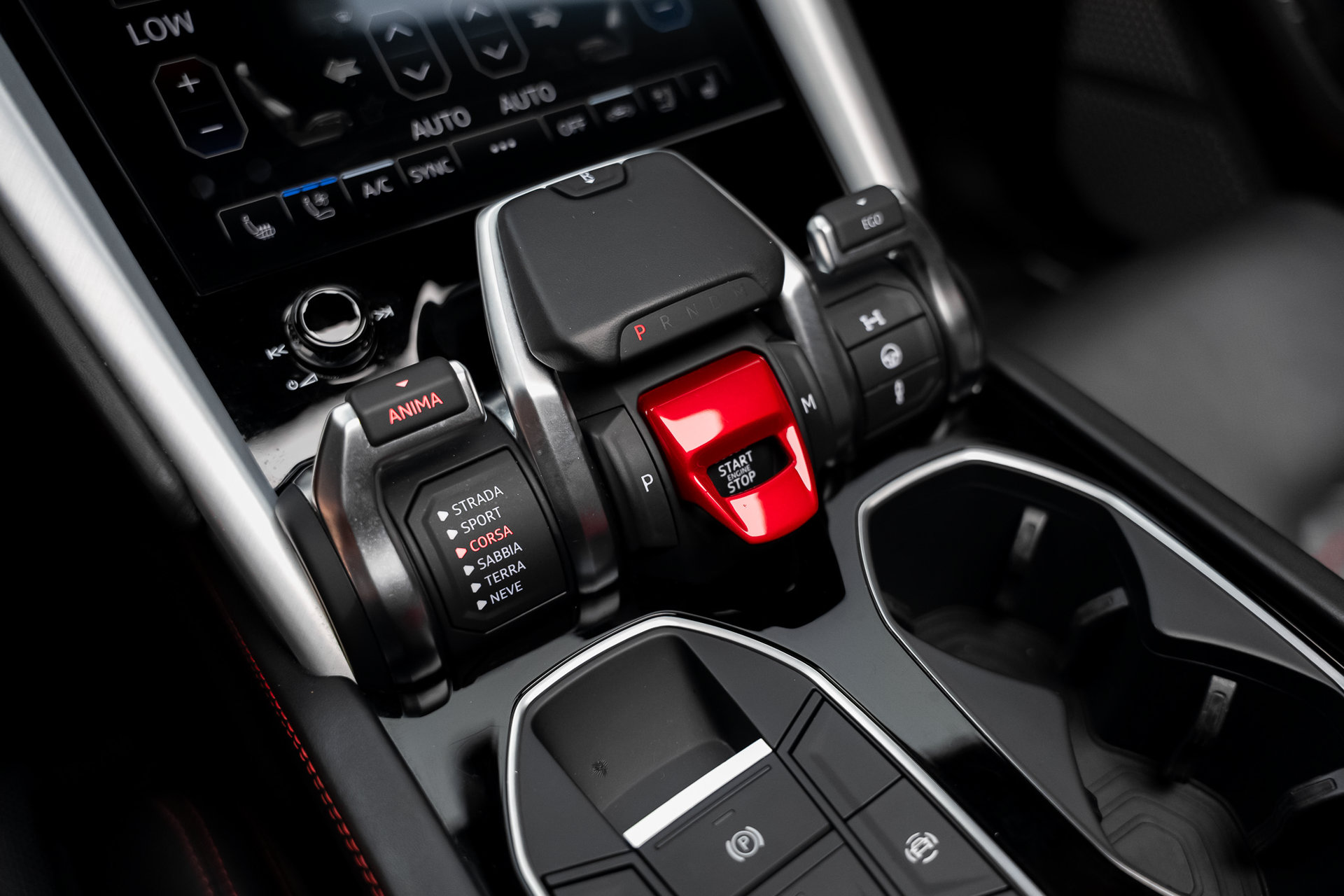 2022 Lamborghini Urus Graphite Capsule
