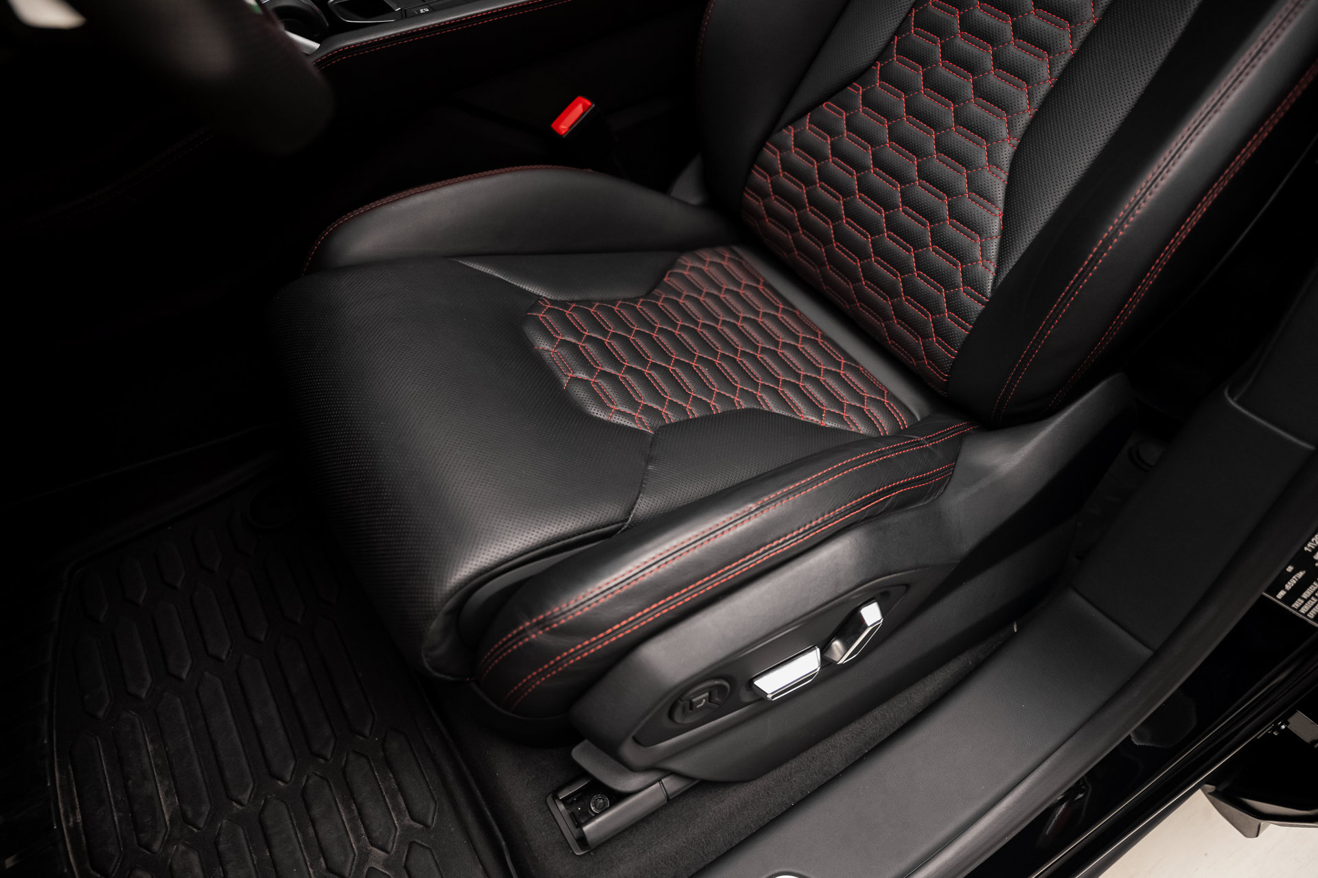 2022 Lamborghini Urus Graphite Capsule
