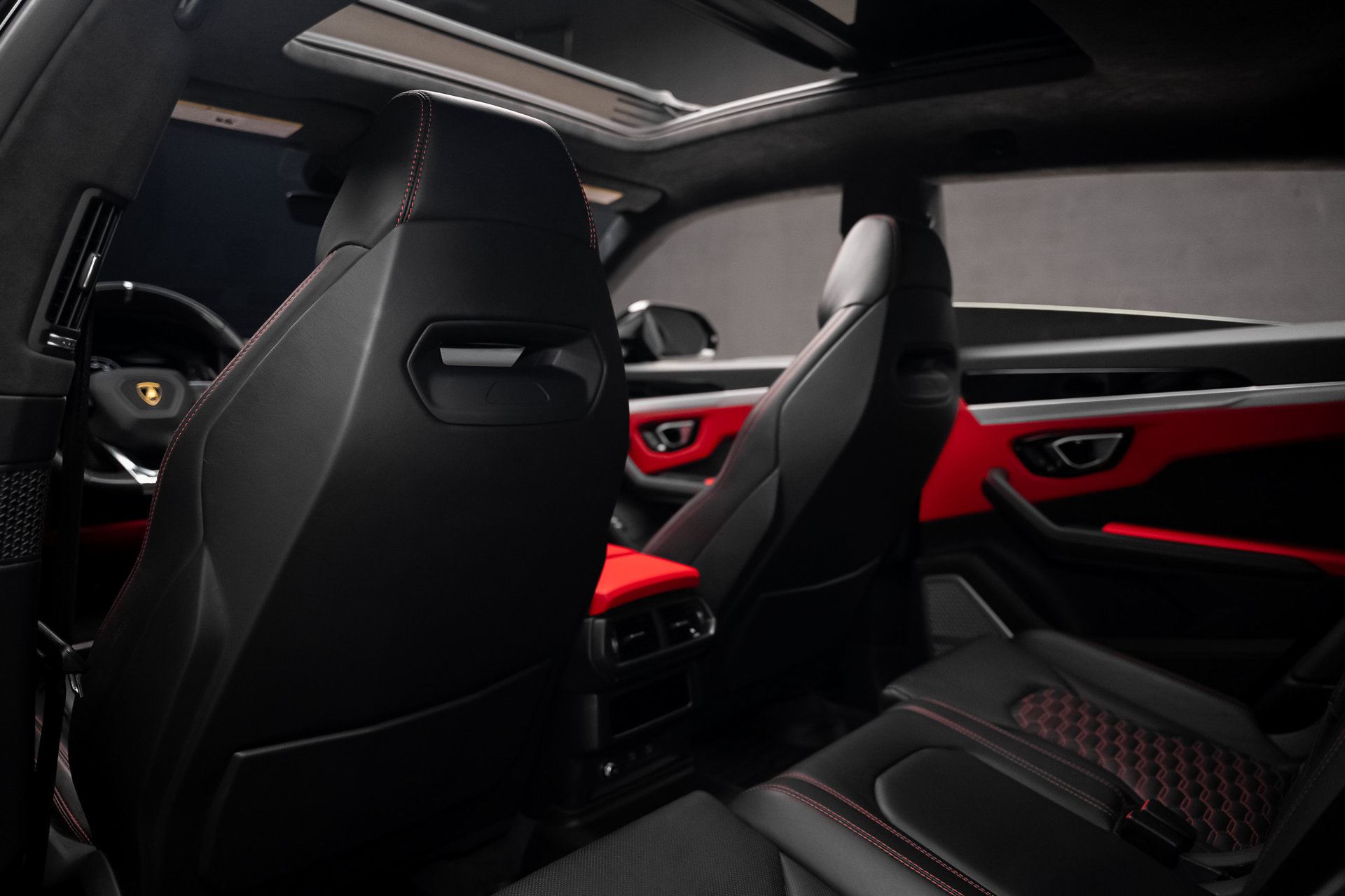2022 Lamborghini Urus Graphite Capsule