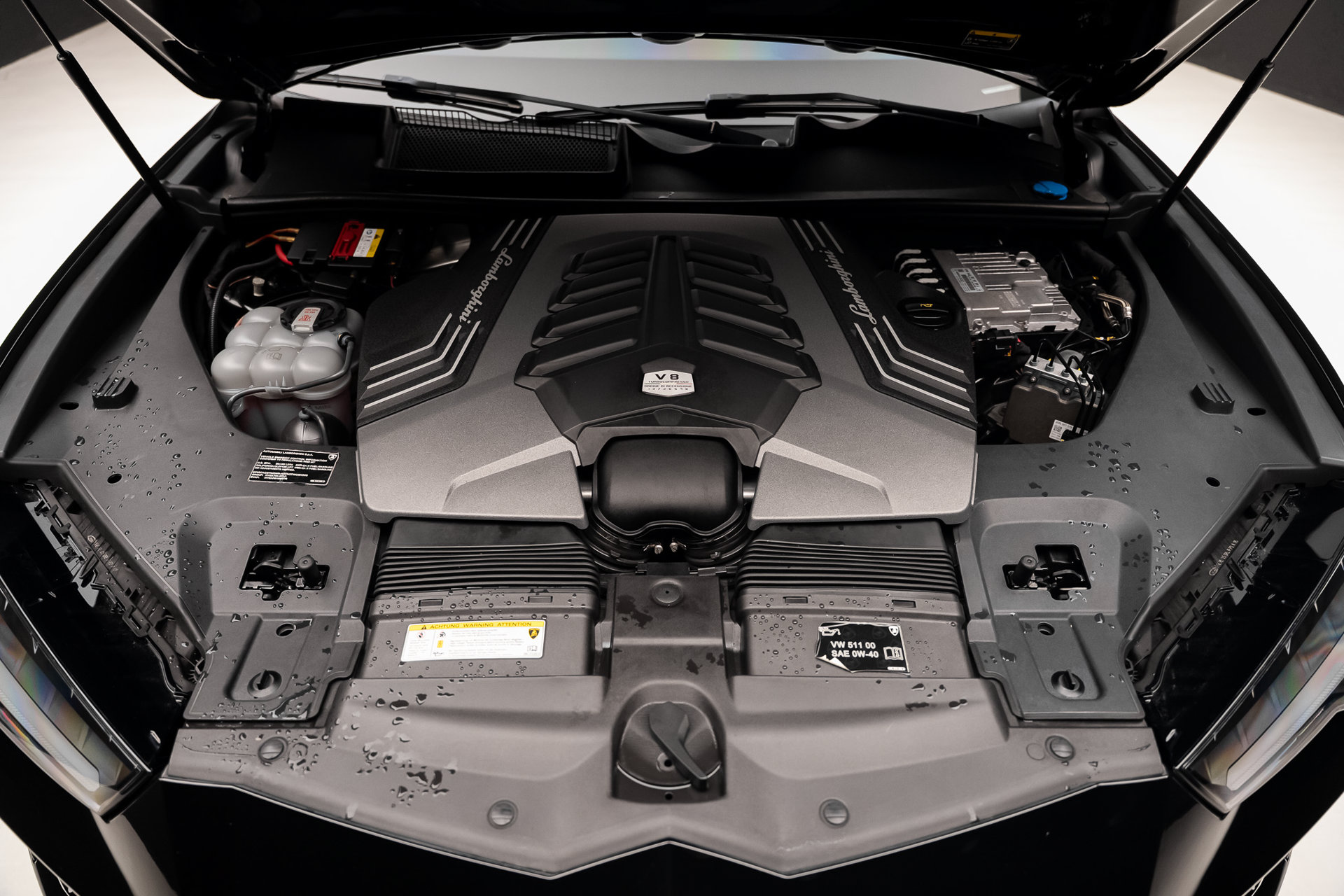 2022 Lamborghini Urus Graphite Capsule
