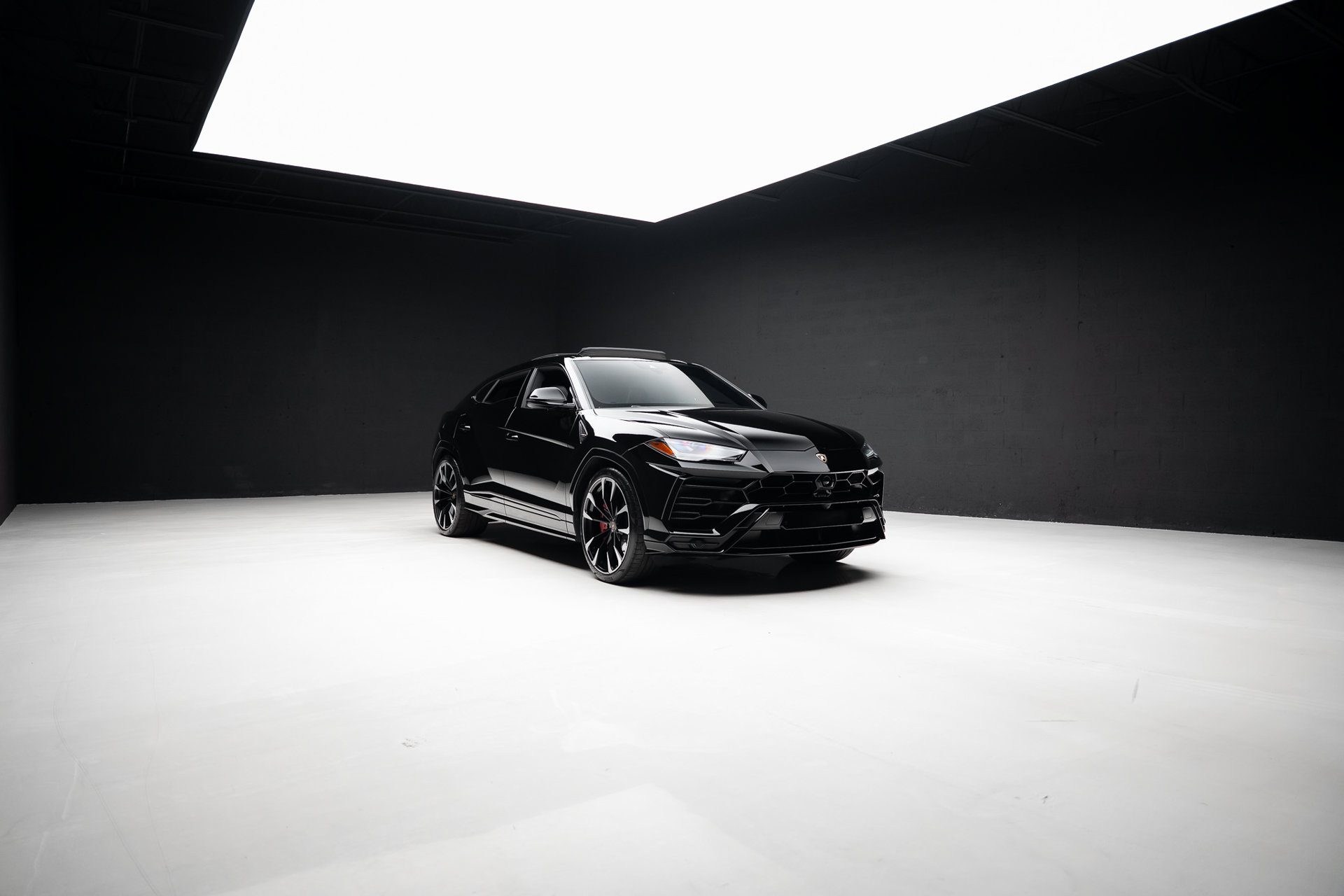 2022 Lamborghini Urus Graphite Capsule