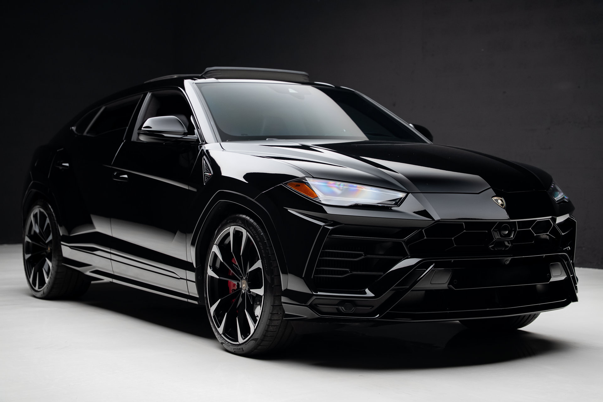 2022 Lamborghini Urus Graphite Capsule