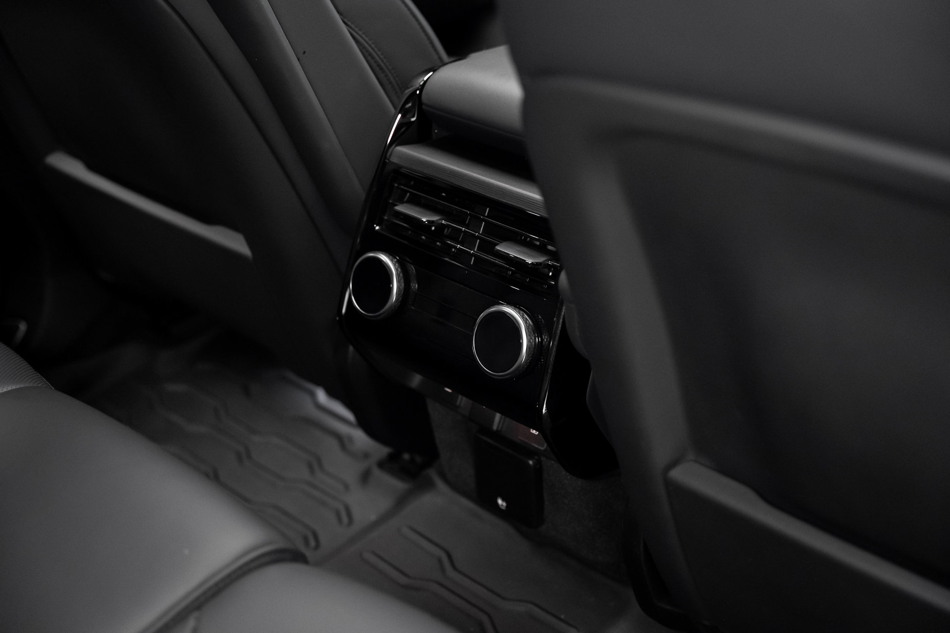 2023 Land Rover Range Rover Sport First Edition
