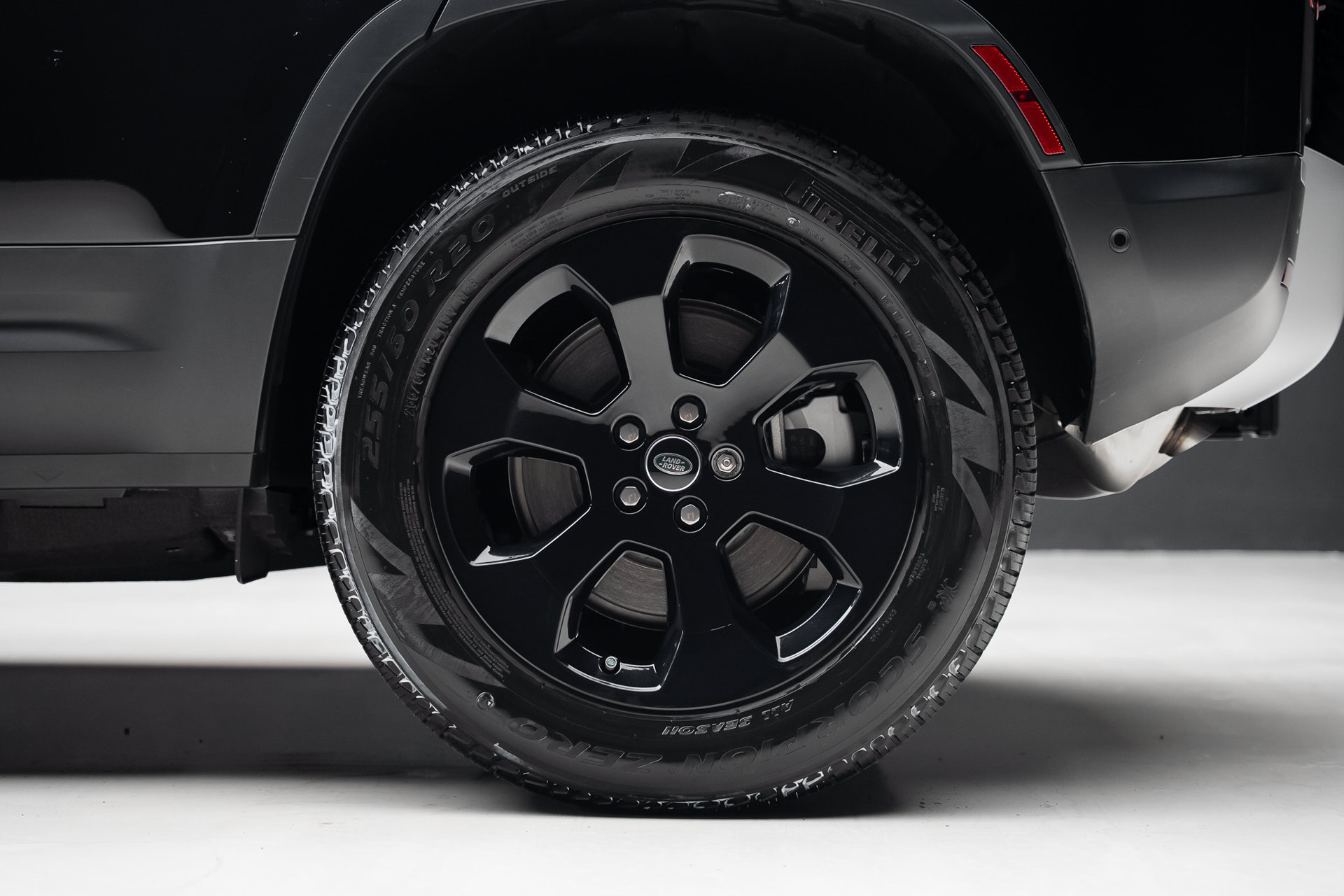 2024 Land Rover Defender 110 S