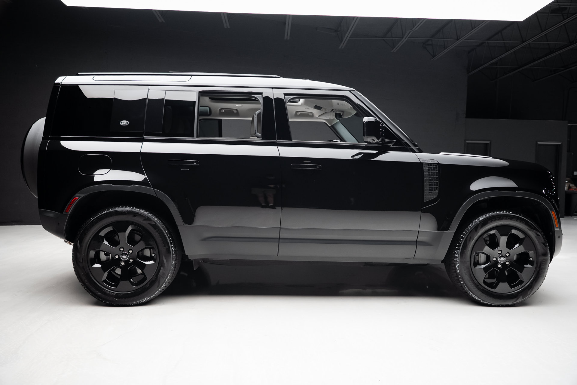 2024 Land Rover Defender 110 S