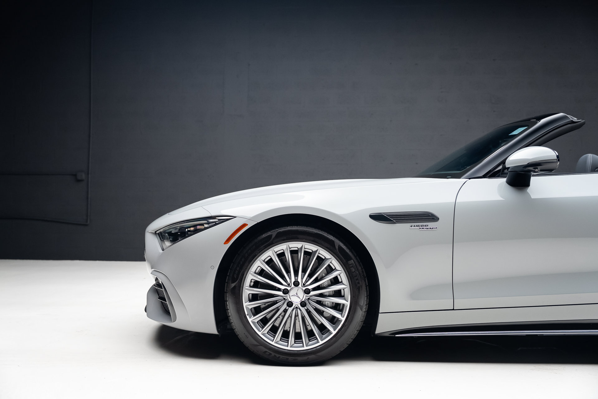 2023 Mercedes-Benz SL-Class SL 43 AMG®