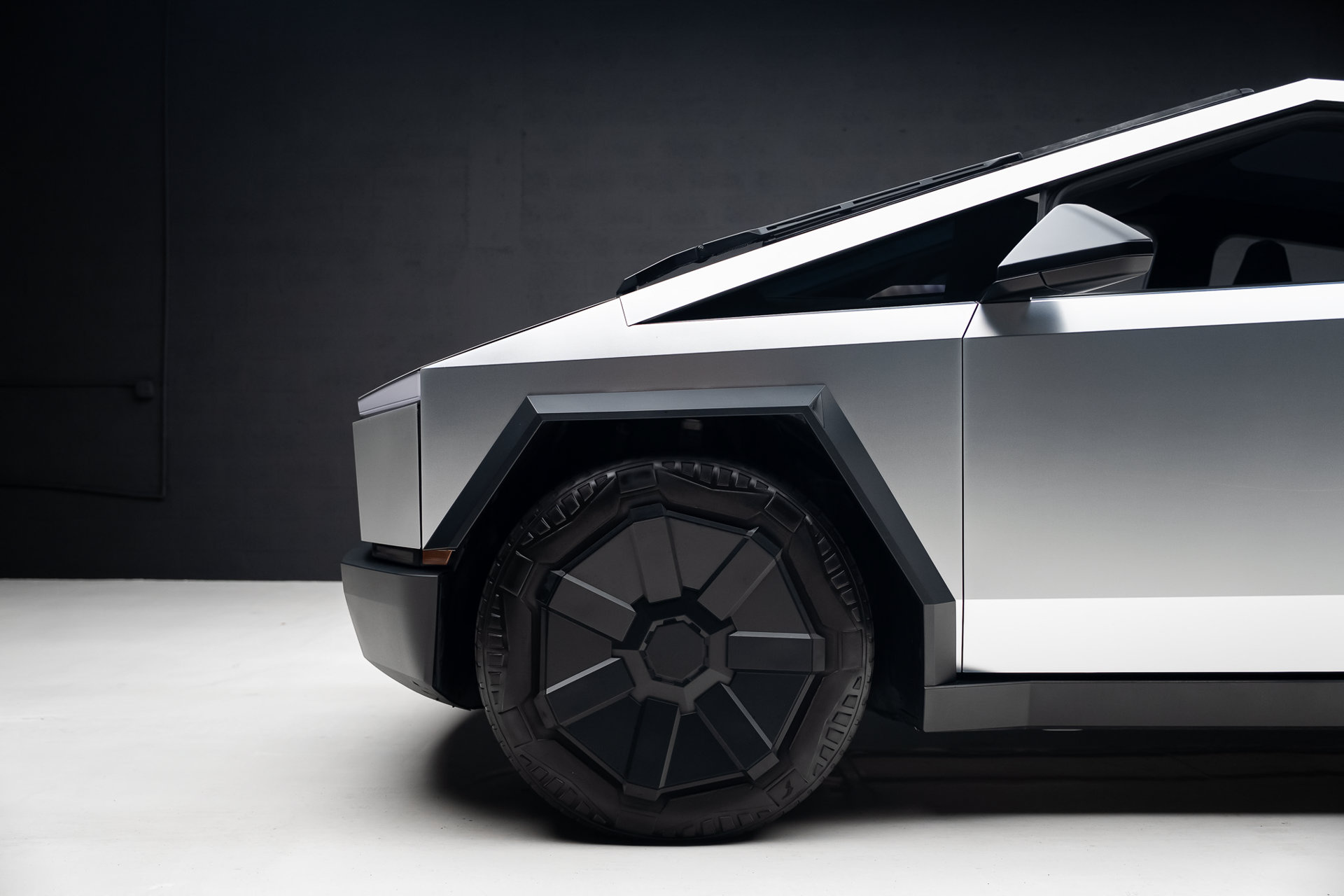 2024 Tesla Cybertruck