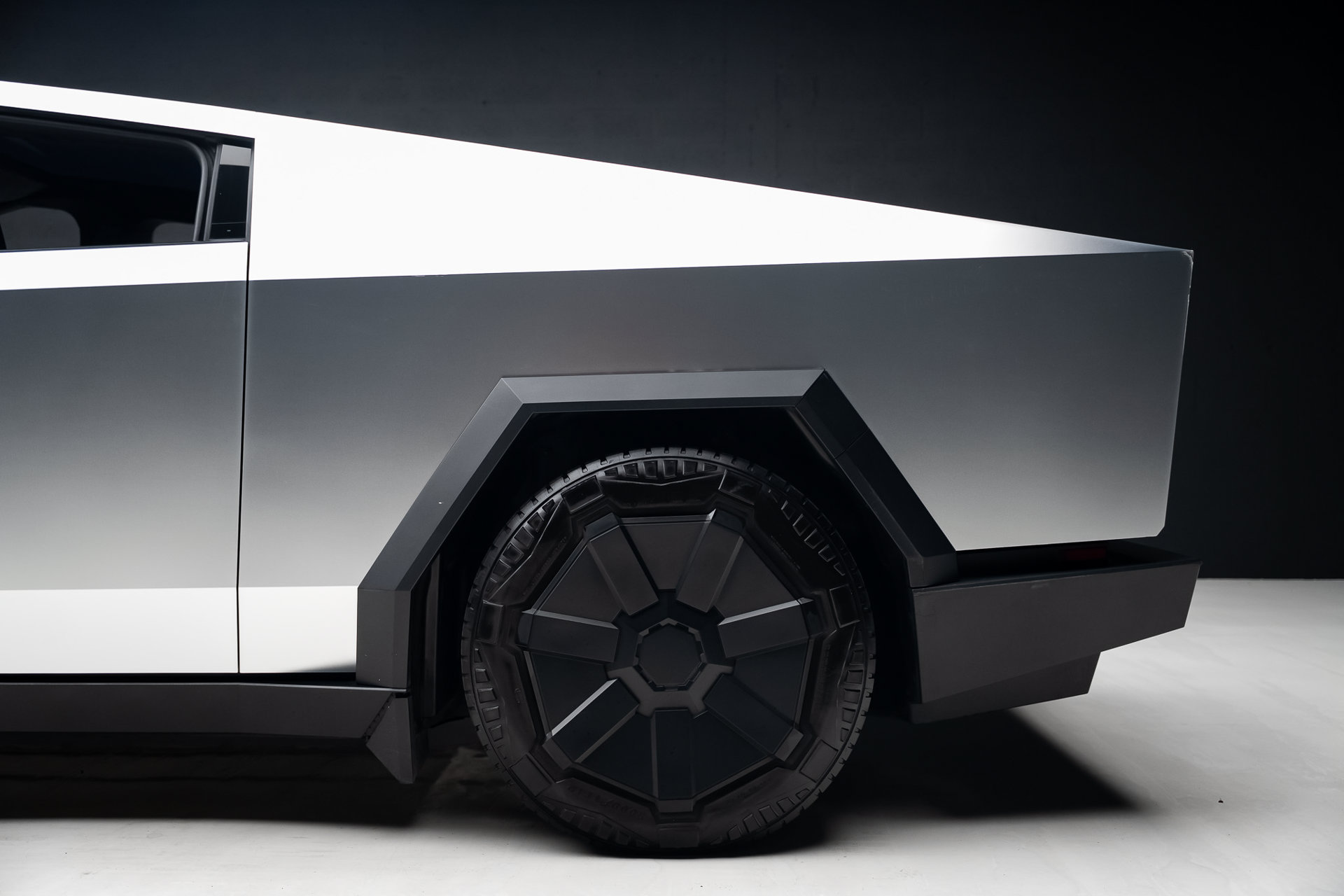 2024 Tesla Cybertruck