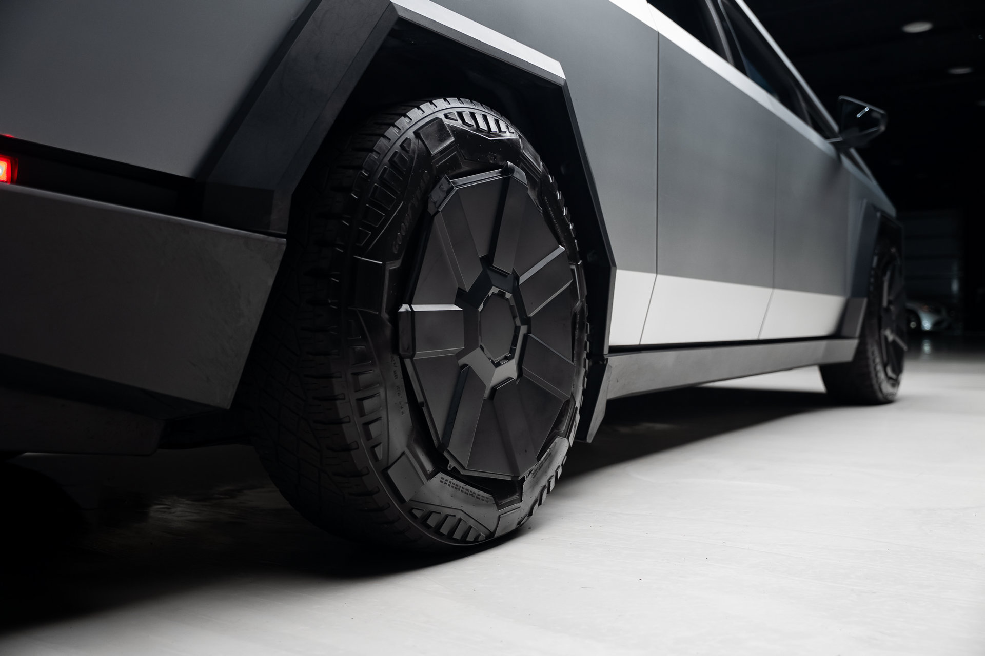 2024 Tesla Cybertruck